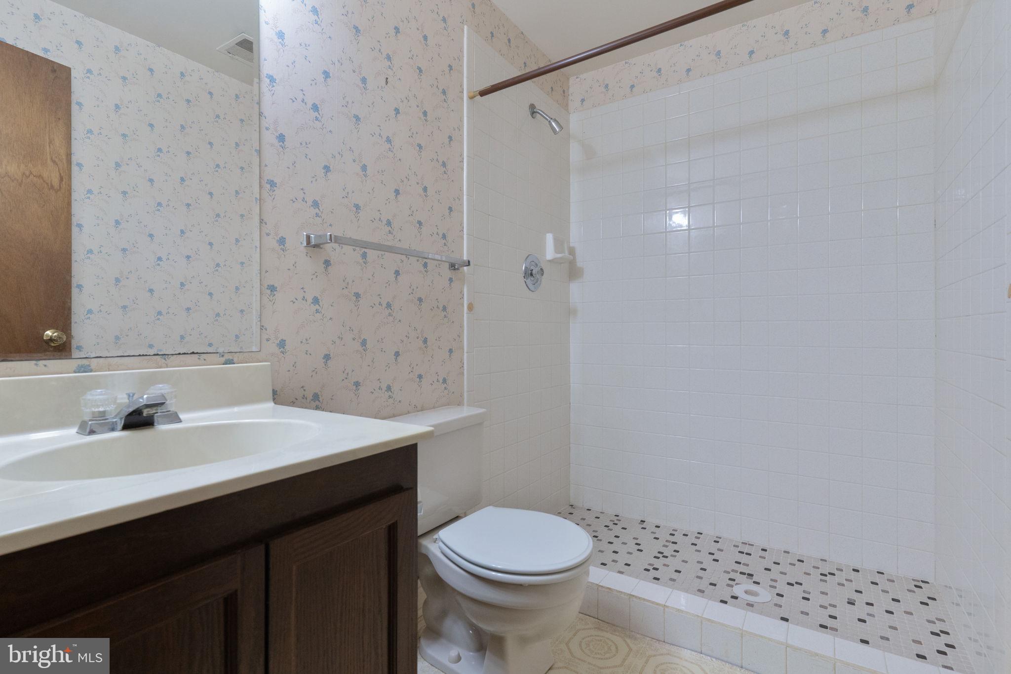 COUNTRYSIDE - Residential