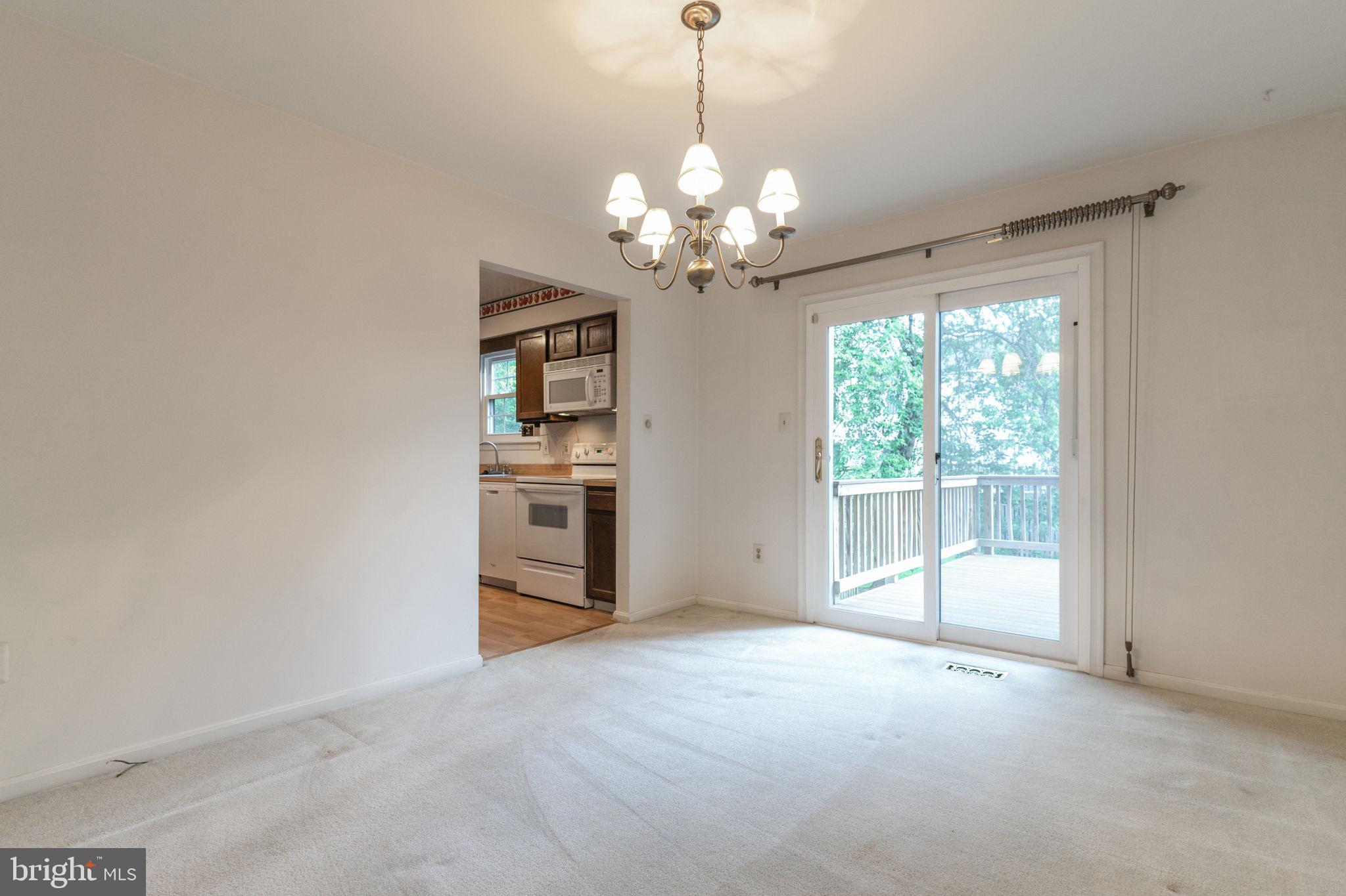 COUNTRYSIDE - Residential