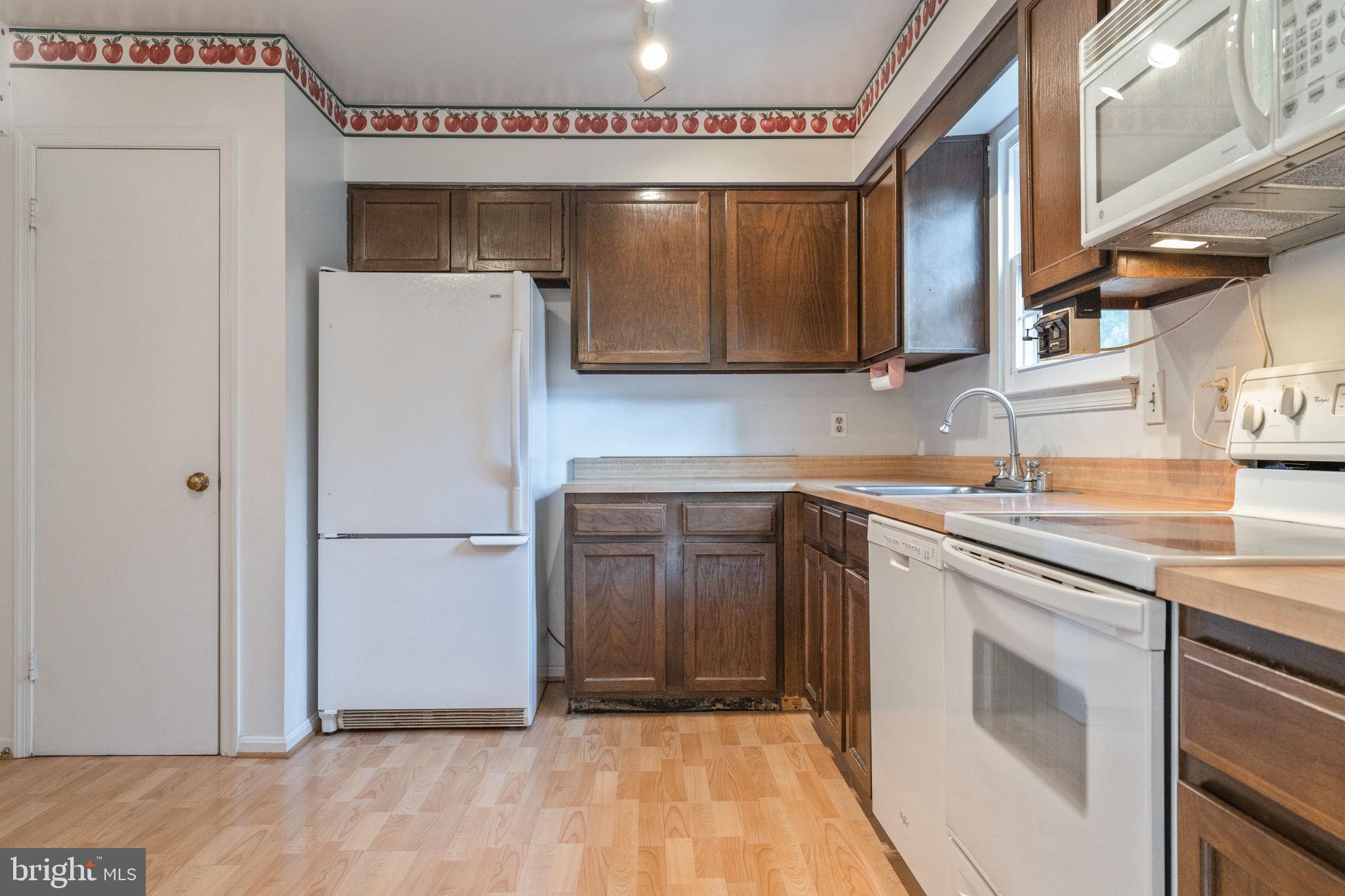 COUNTRYSIDE - Residential