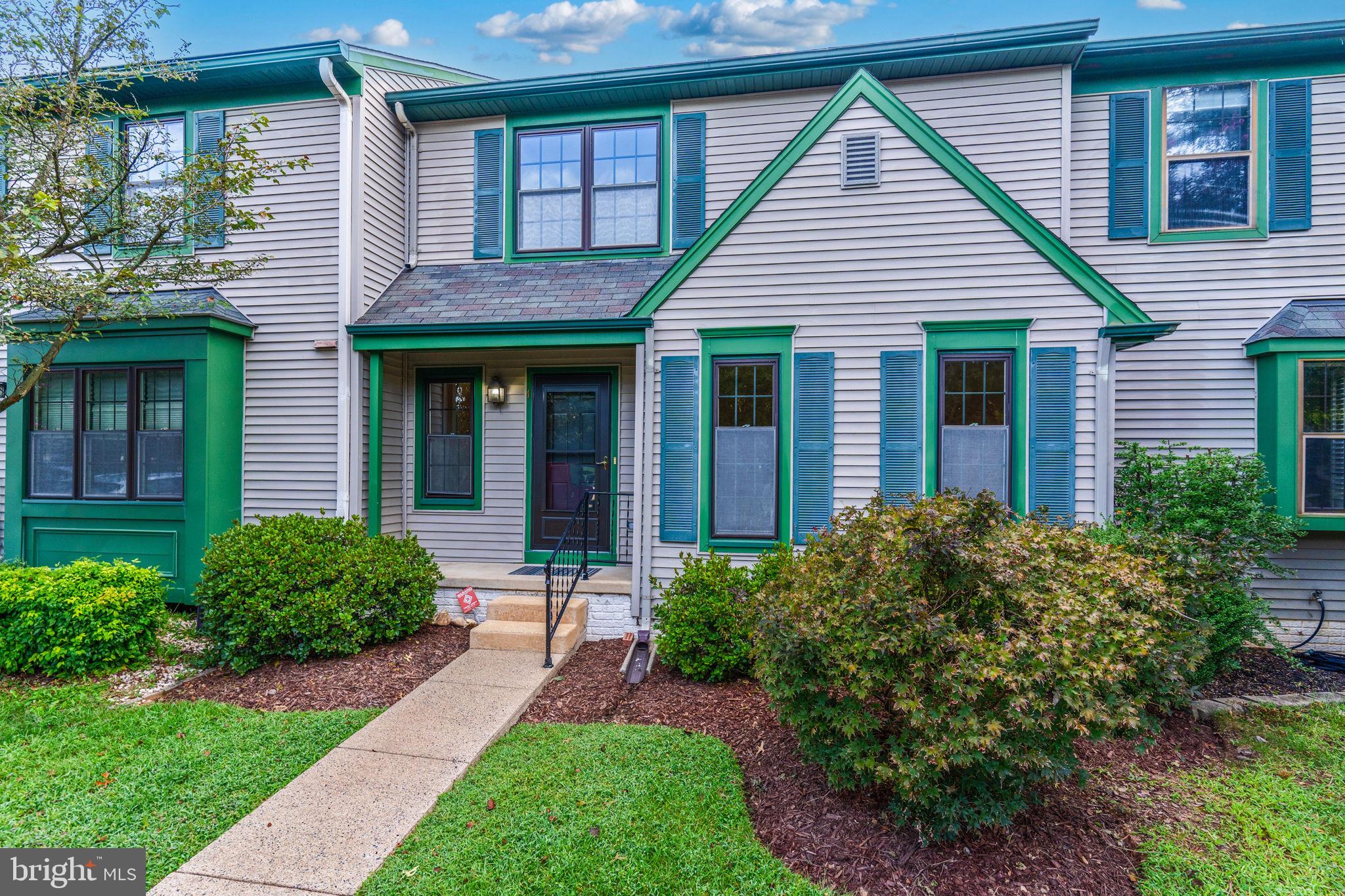 COUNTRYSIDE - Residential