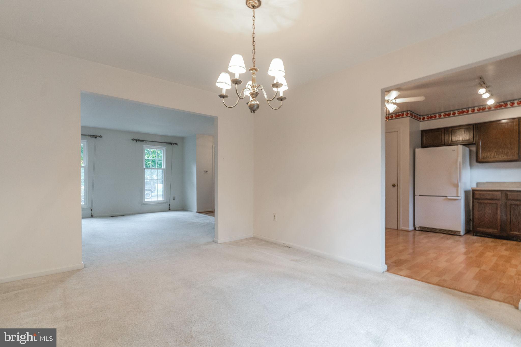 COUNTRYSIDE - Residential