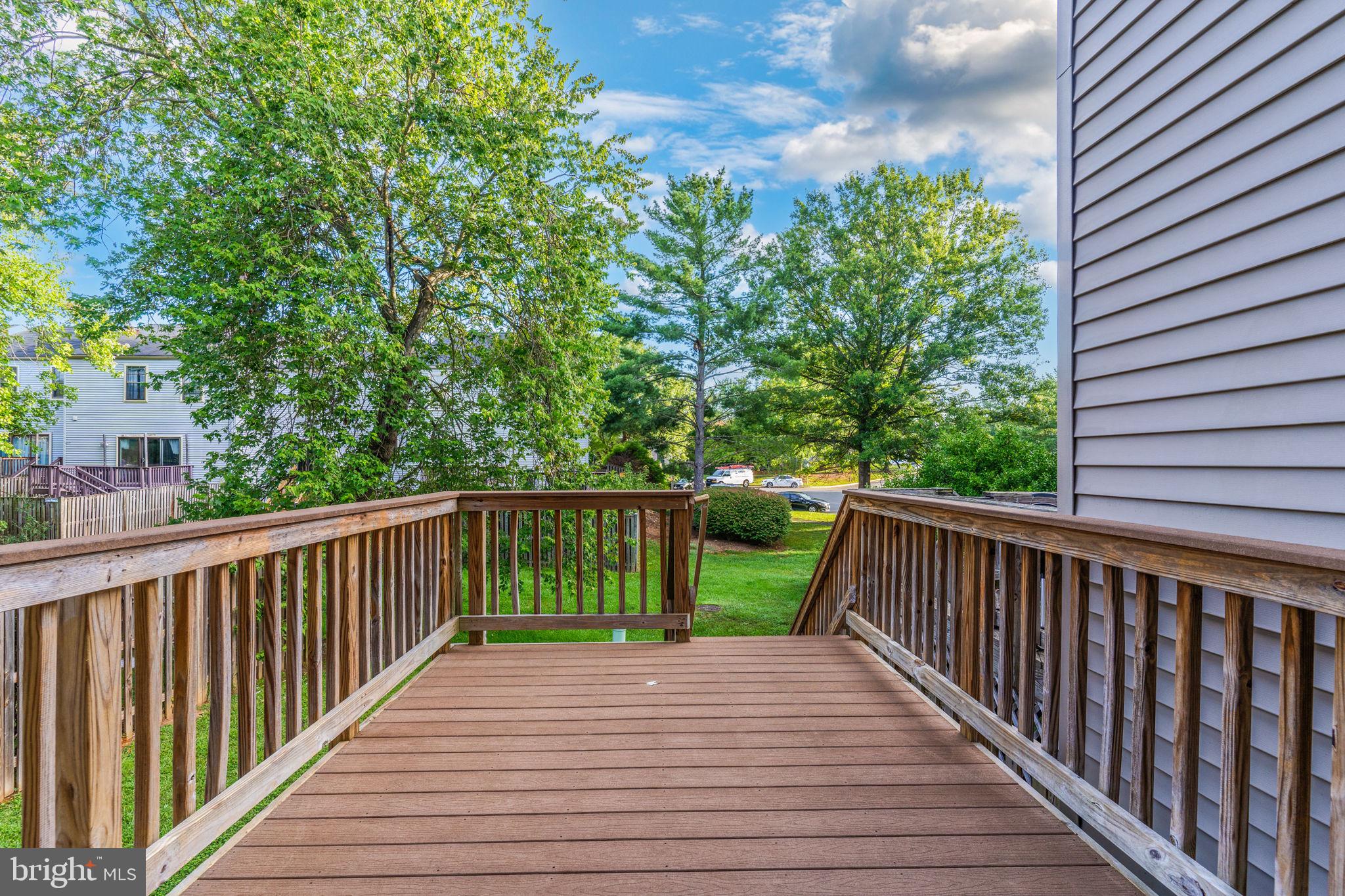 COUNTRYSIDE - Residential