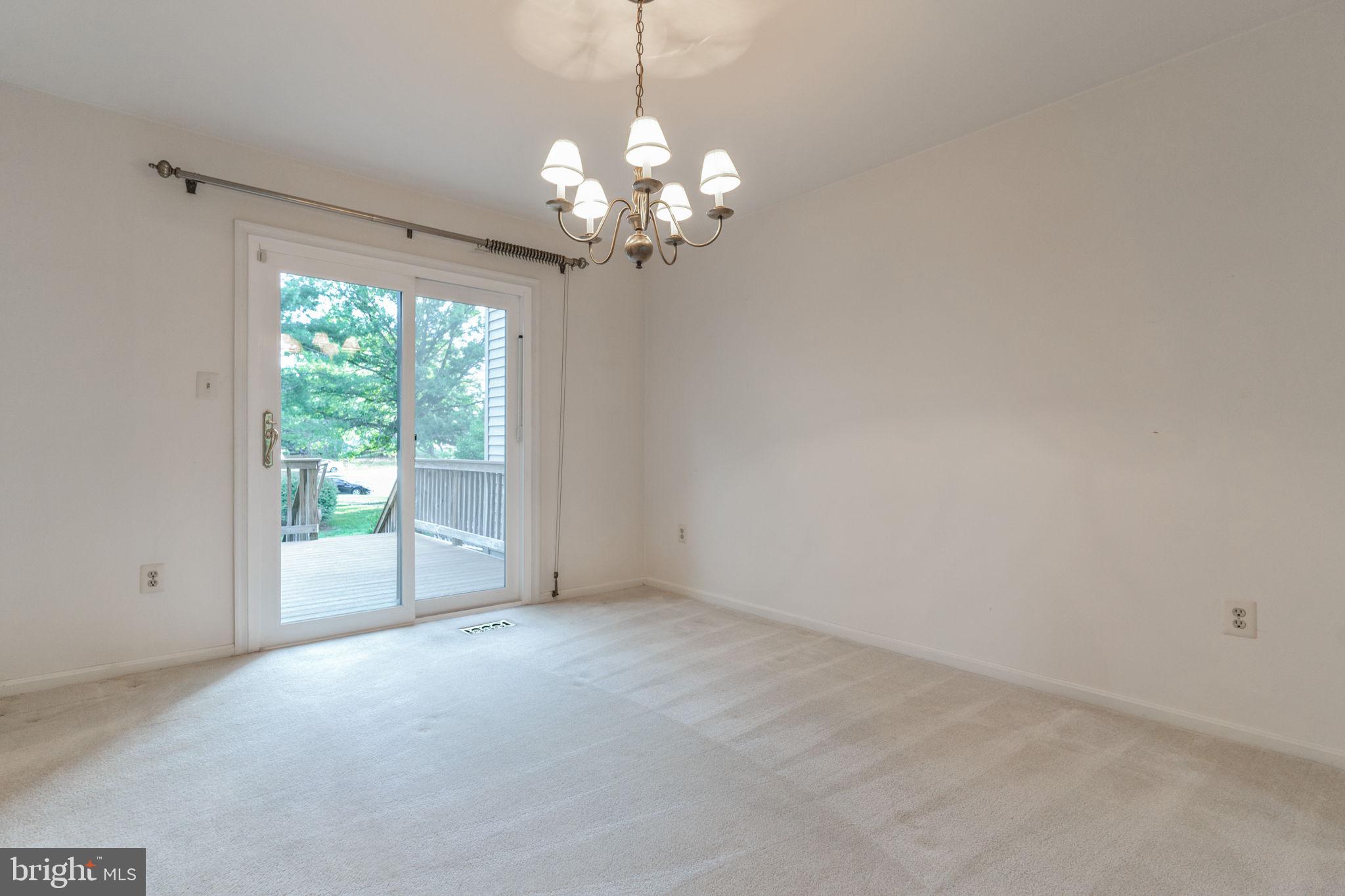 COUNTRYSIDE - Residential