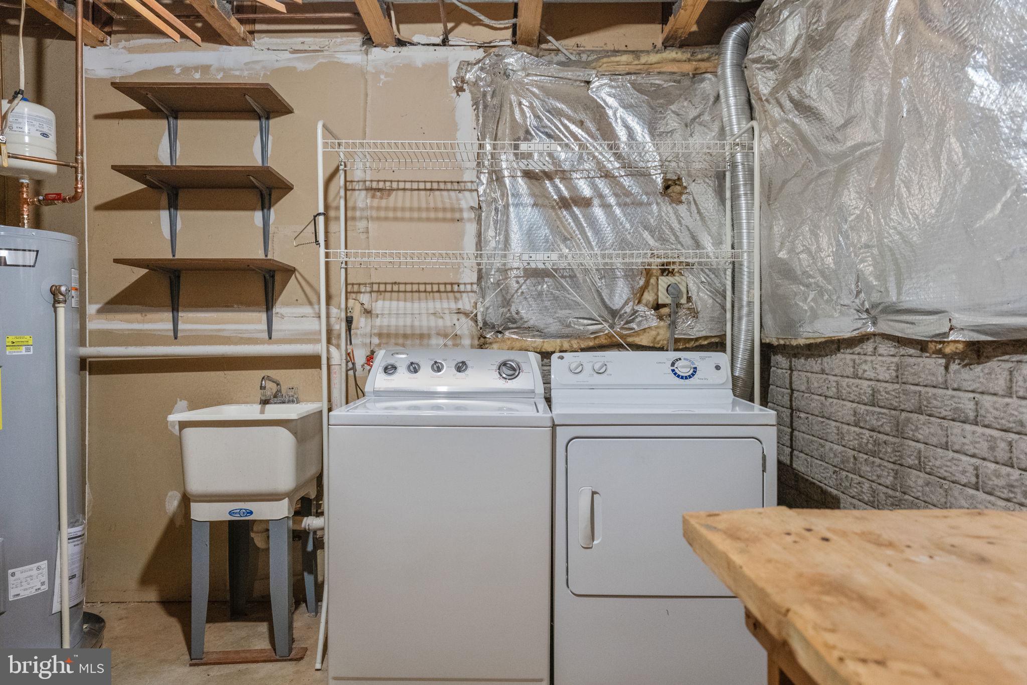 COUNTRYSIDE - Residential