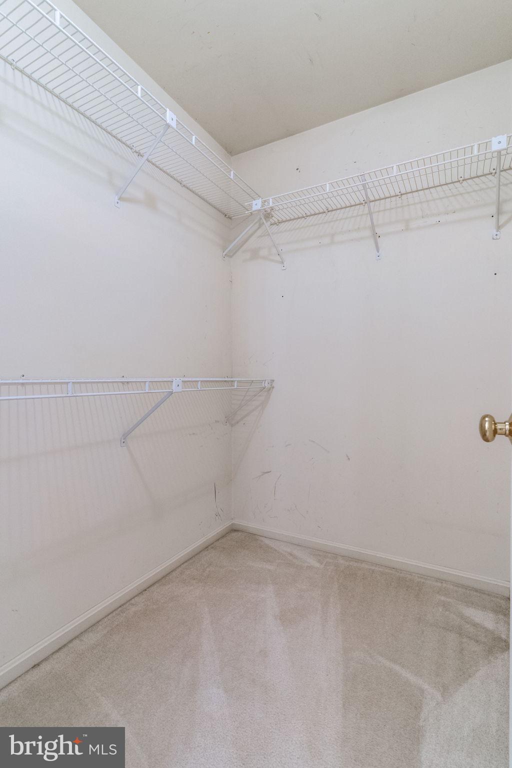 COUNTRYSIDE - Residential