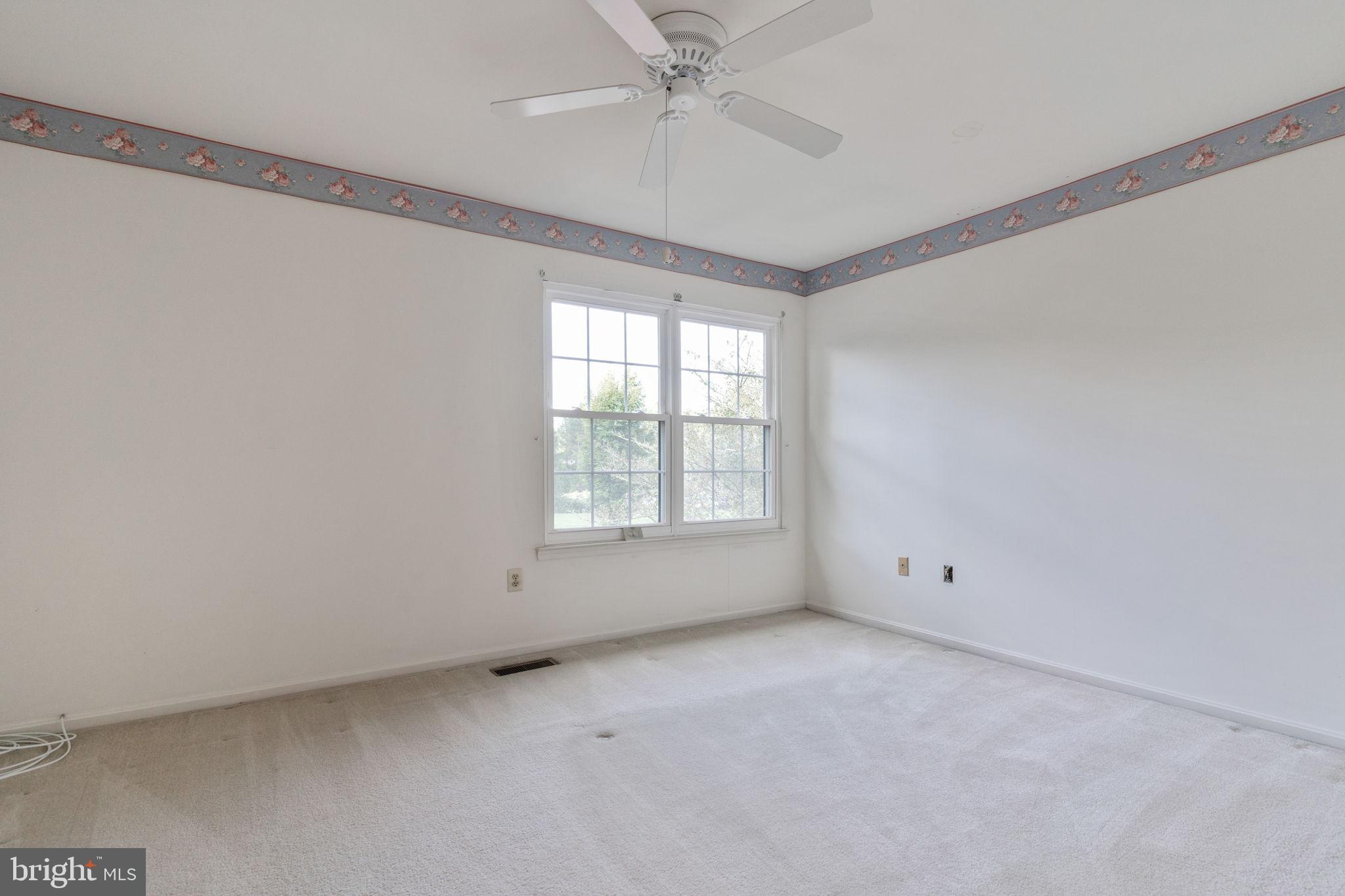 COUNTRYSIDE - Residential