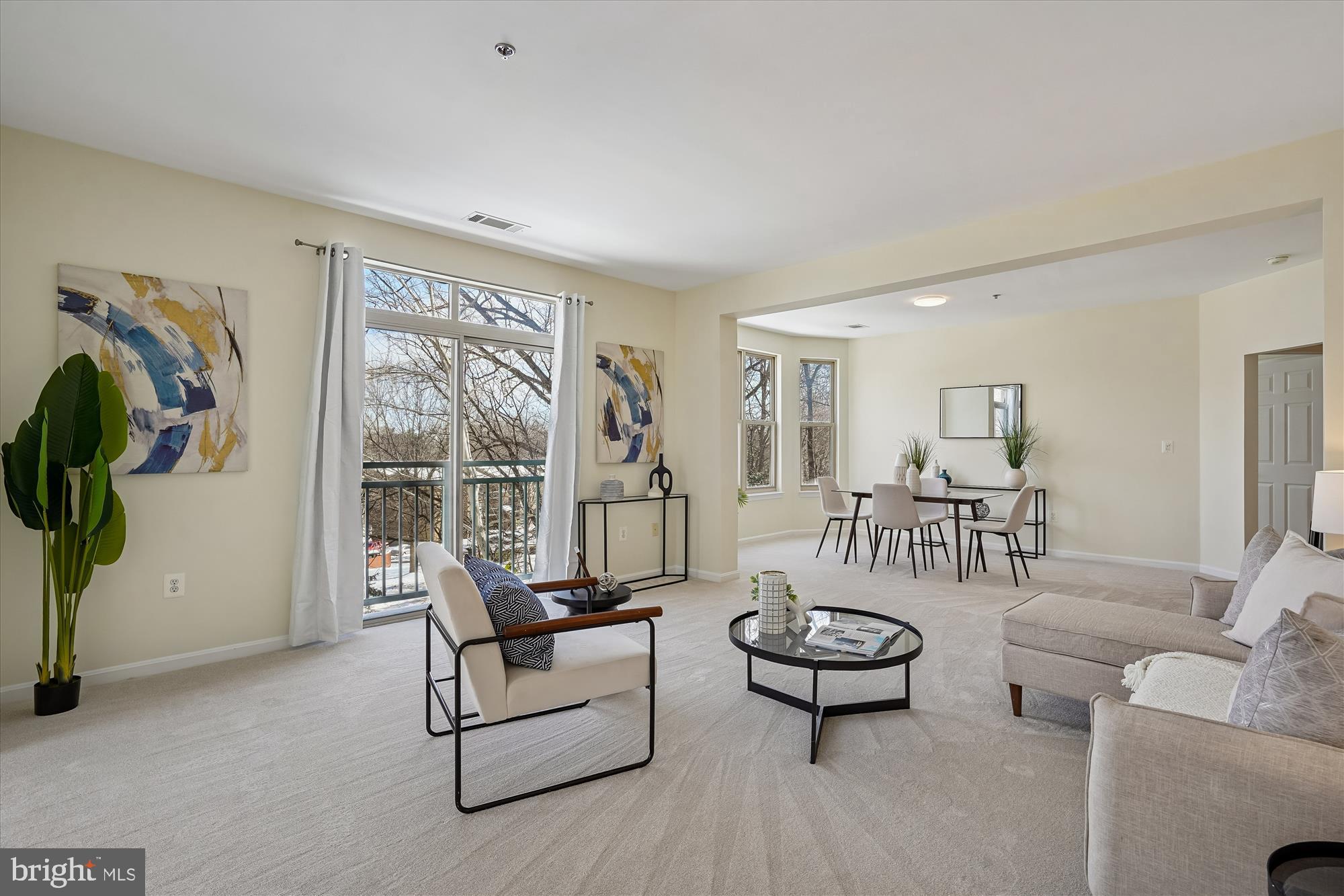 STRATFORD - Residential