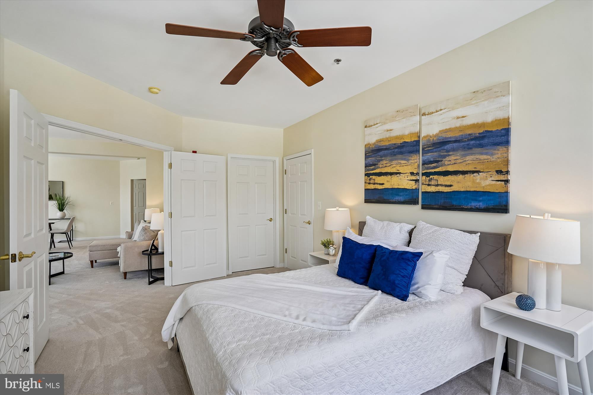 STRATFORD - Residential