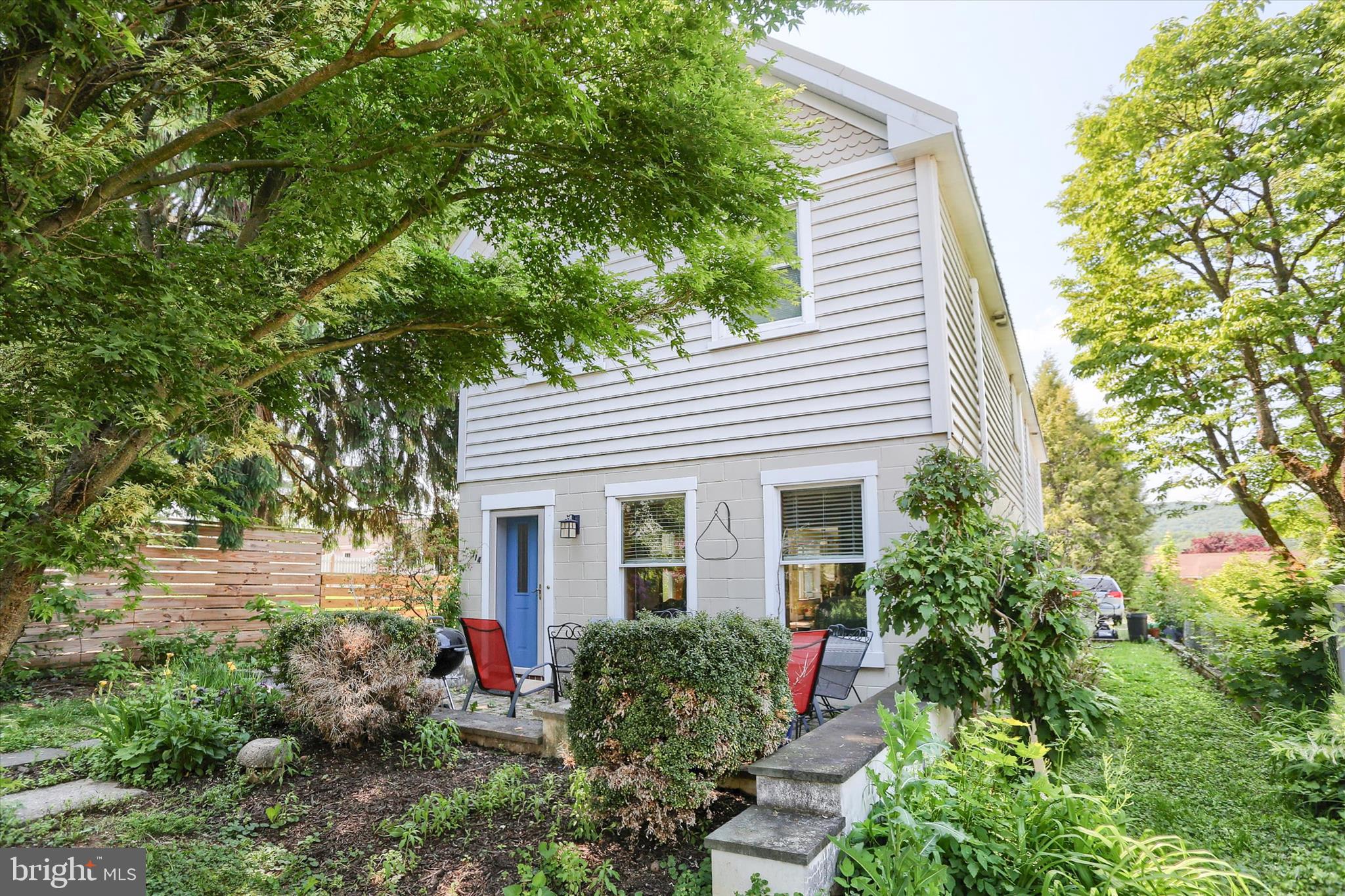 DILLSBURG BORO - Residential
