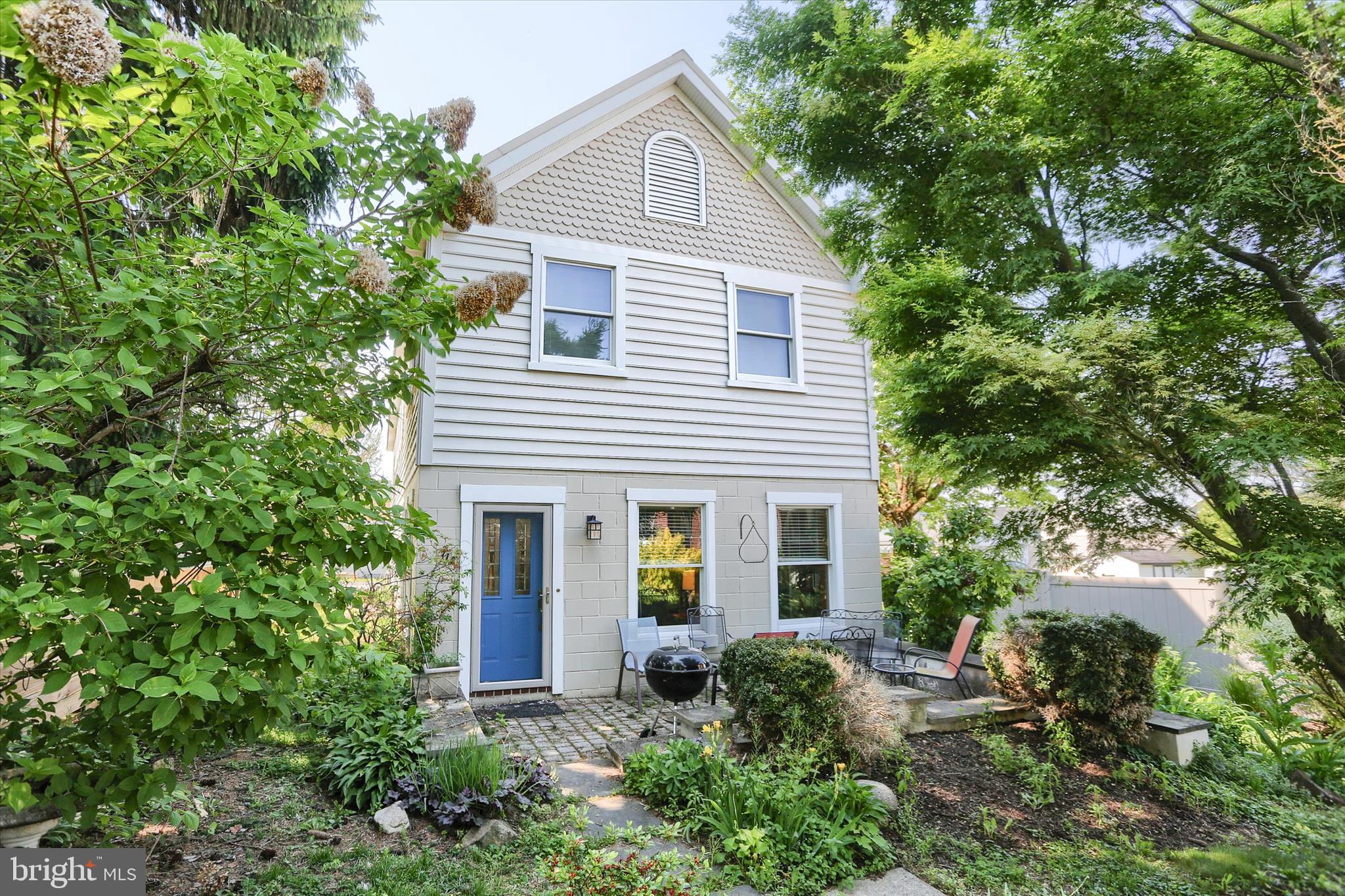 DILLSBURG BORO - Residential