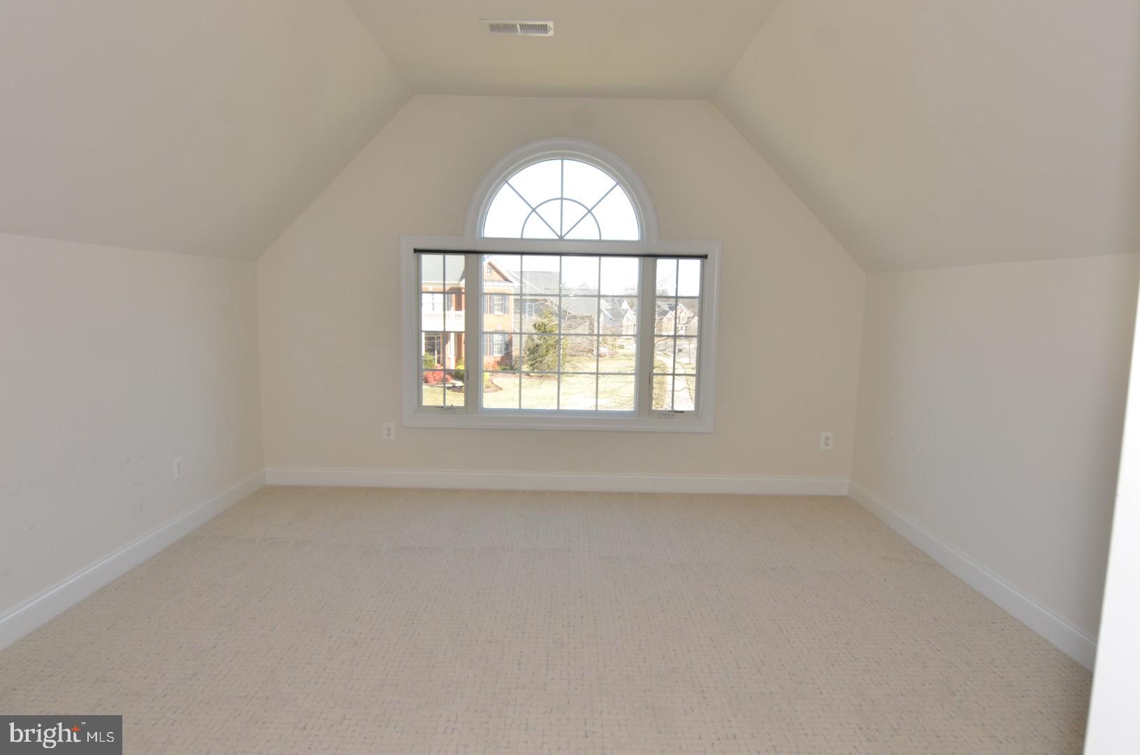 DOMINION VALLEY COUNTRY CLUB - Residential