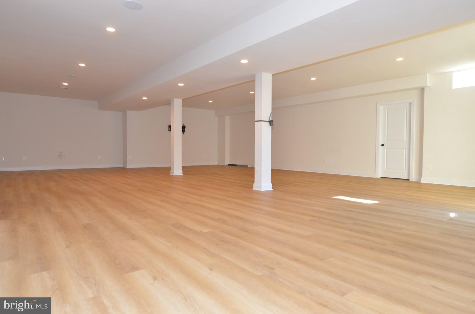 DOMINION VALLEY COUNTRY CLUB - Residential