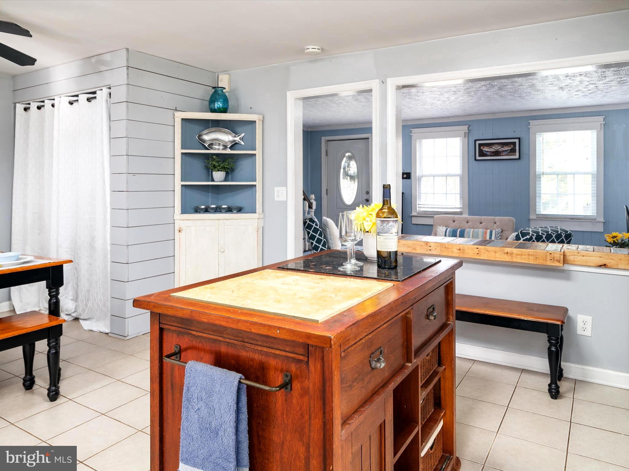 CENTREVILLE - Residential