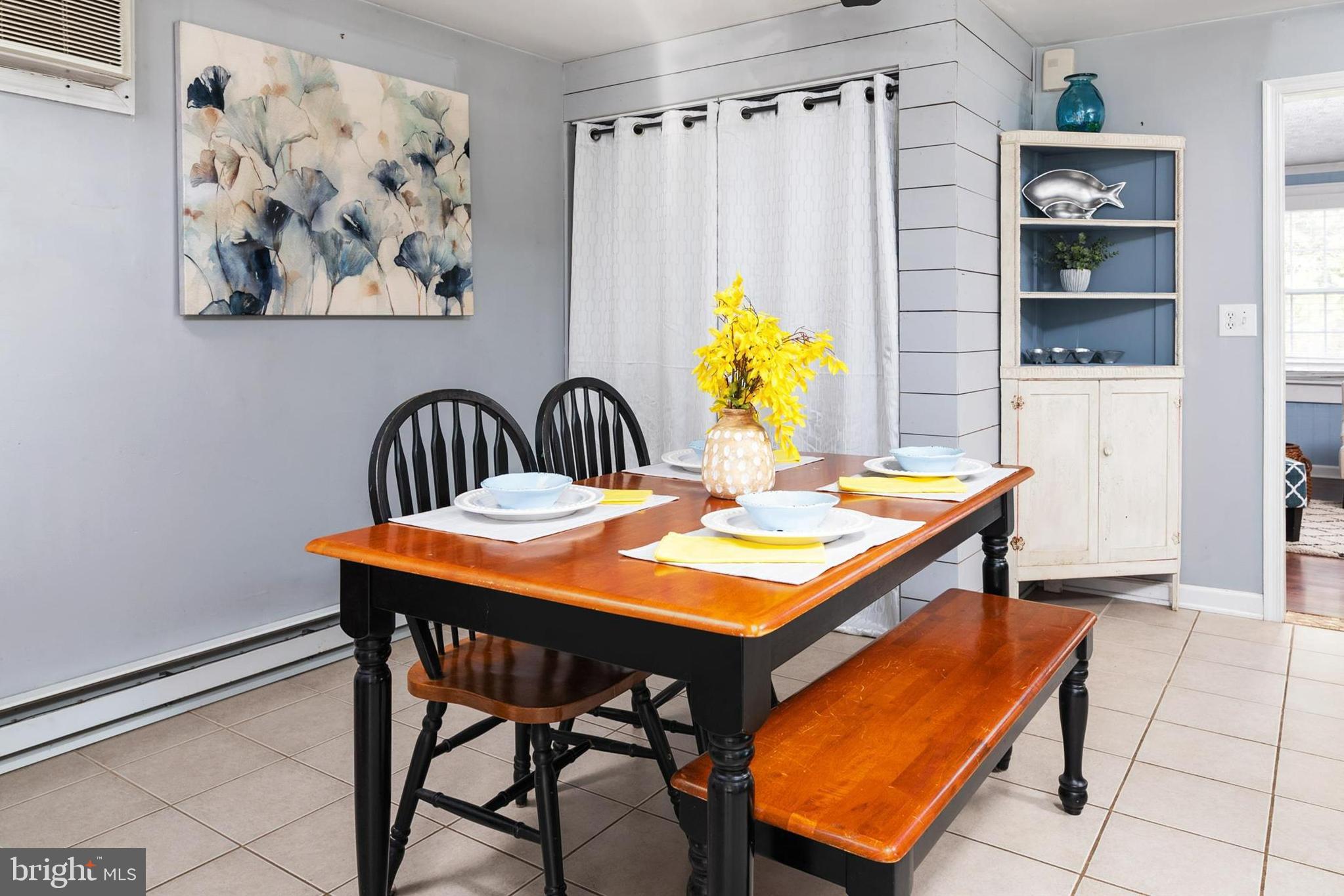 CENTREVILLE - Residential