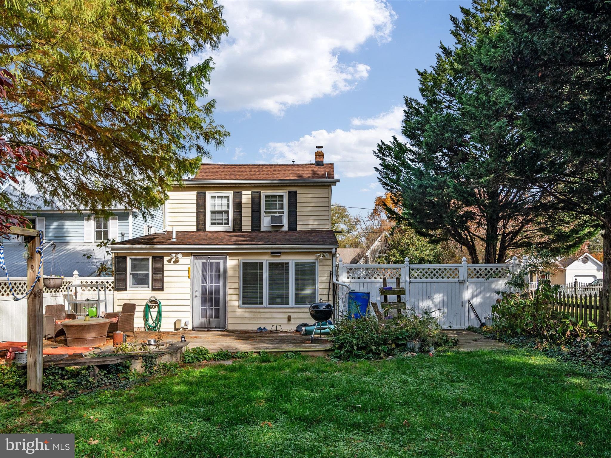 CENTREVILLE - Residential