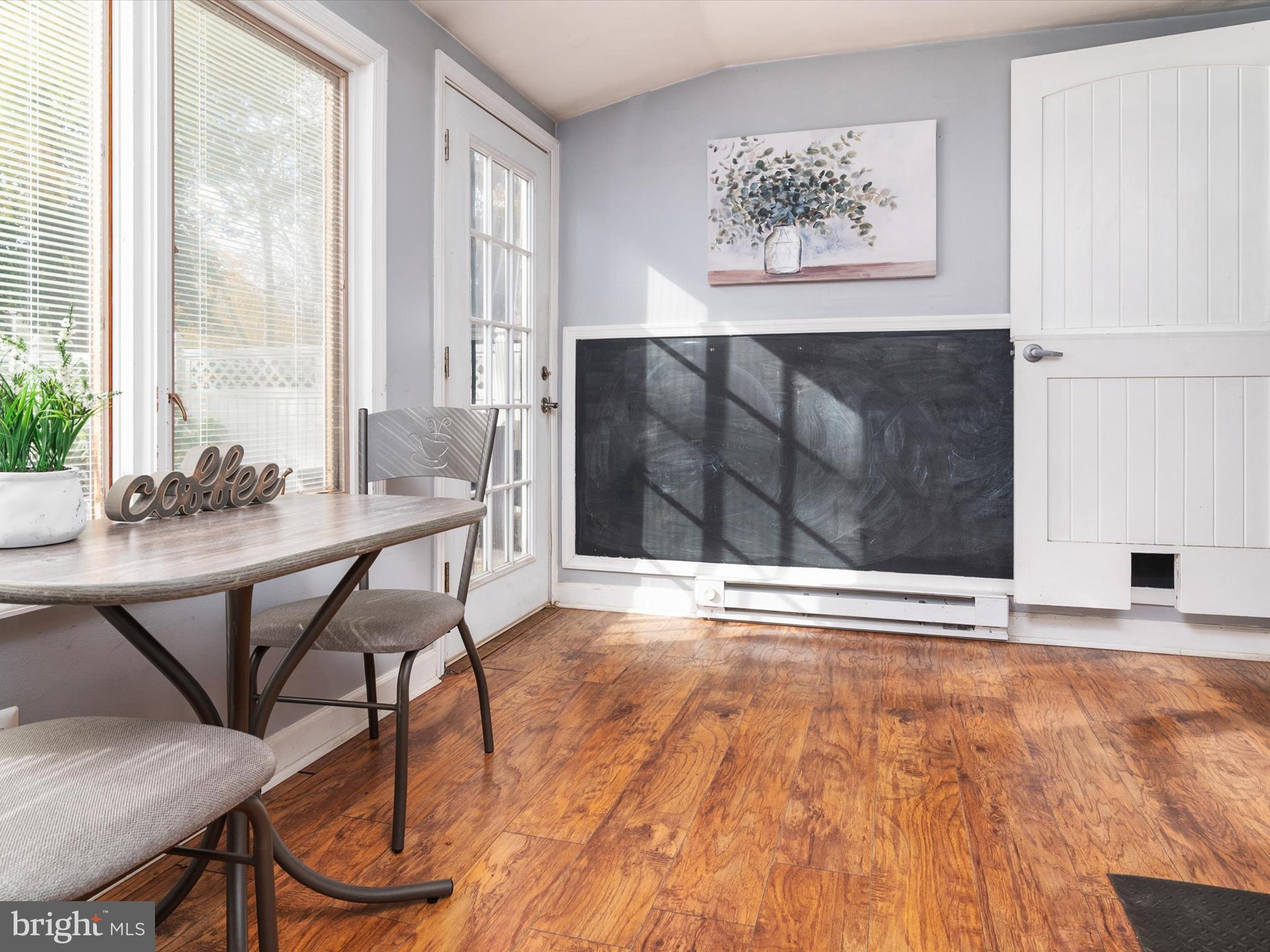 CENTREVILLE - Residential