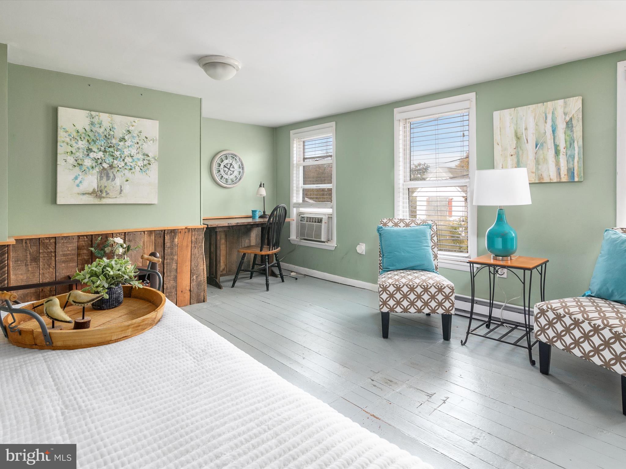 CENTREVILLE - Residential