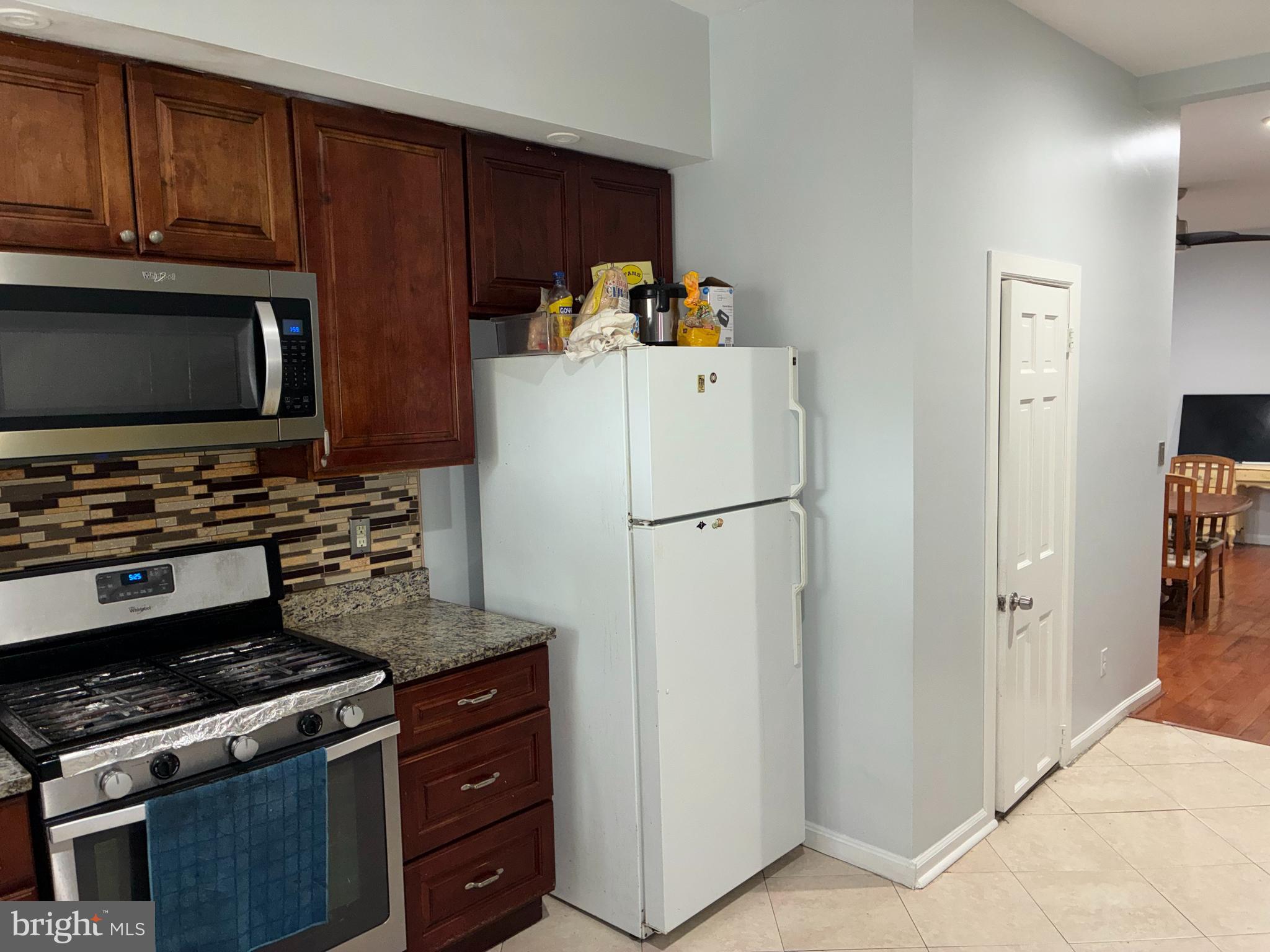 HIGHLANDTOWN - Residential