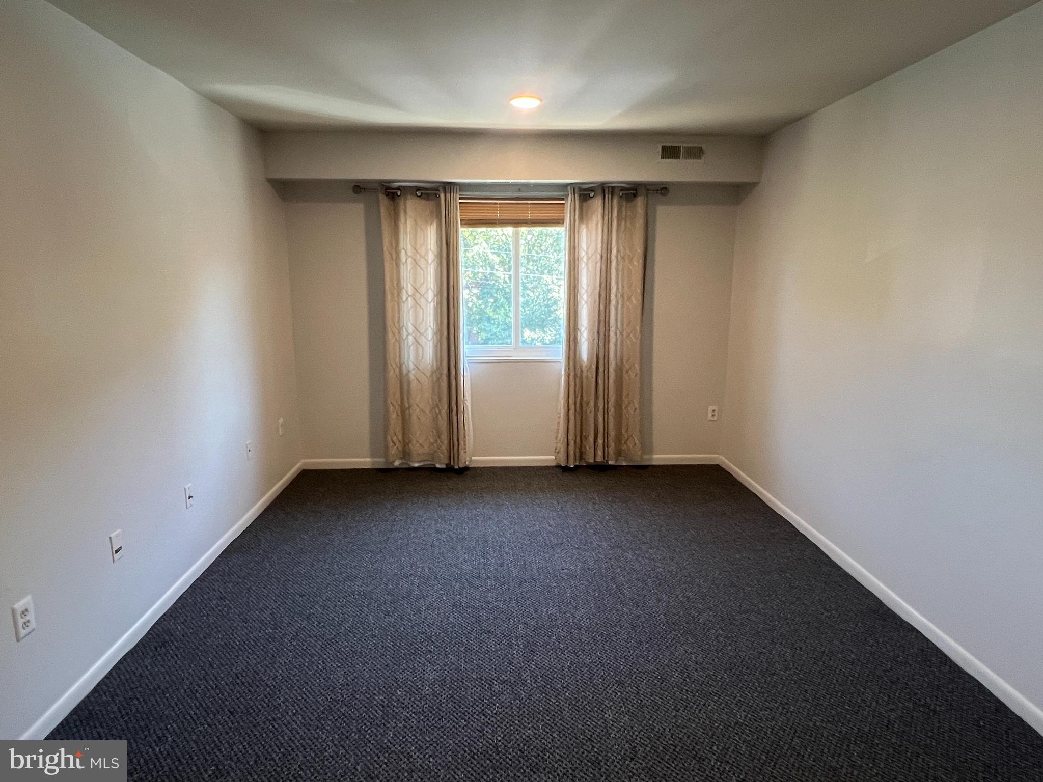 EDGEWOOD - Residential