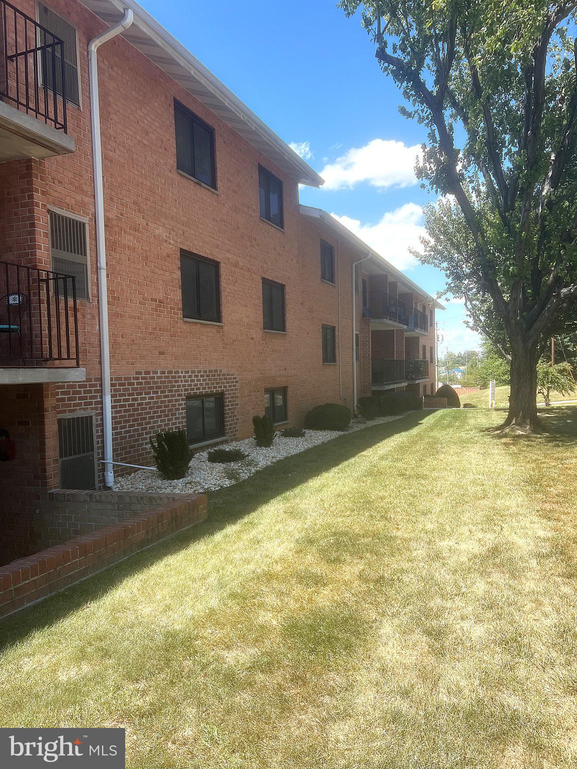 EDGEWOOD - Residential