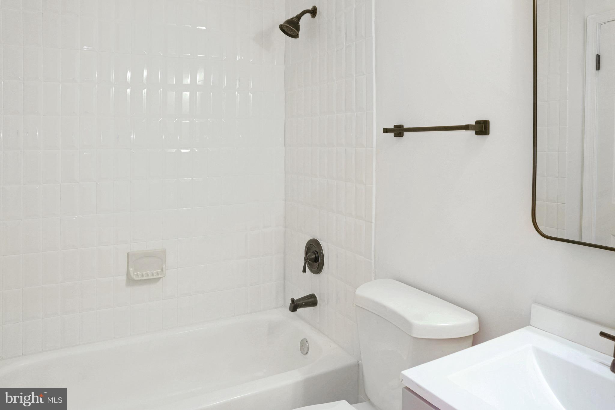 RIVERSIDE RUN - Residential