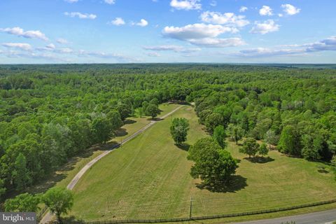 41 WOOD LANDING ROAD FREDERICKSBURG VA 22405