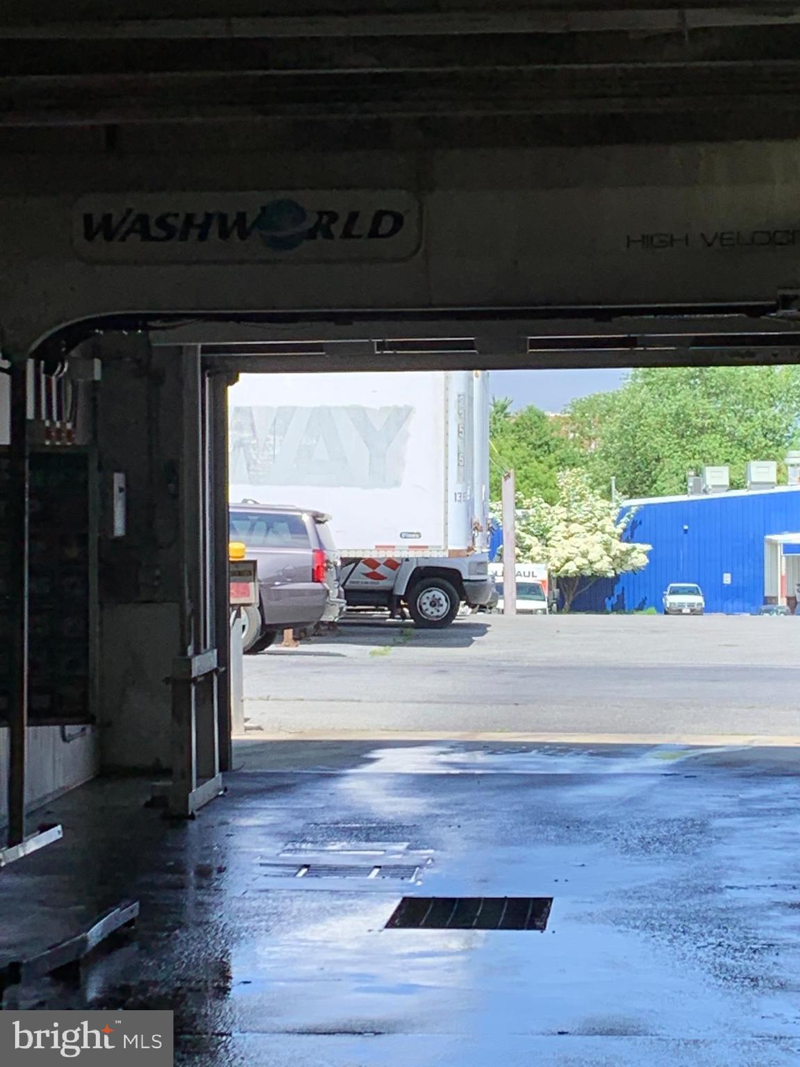 ELIZABETHTOWN - Commercial Sale