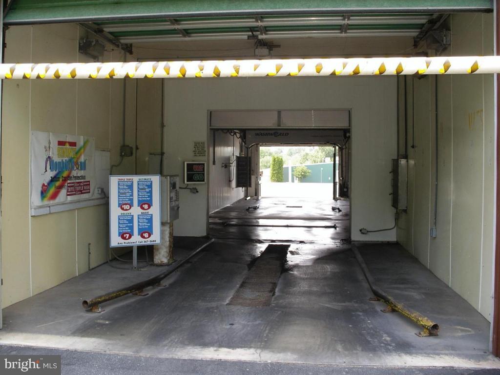 ELIZABETHTOWN - Commercial Sale