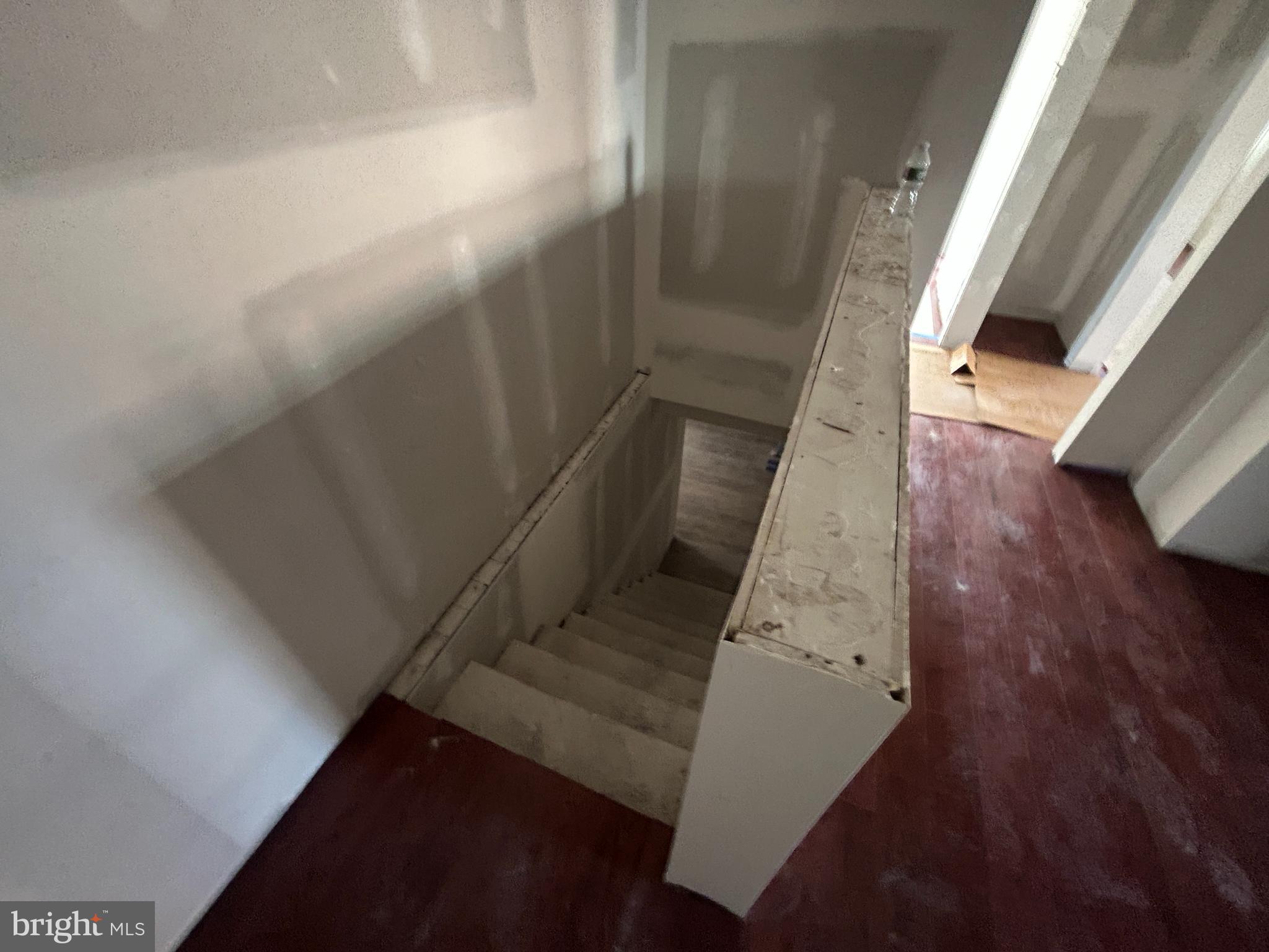 GARDEN CITY - Residential