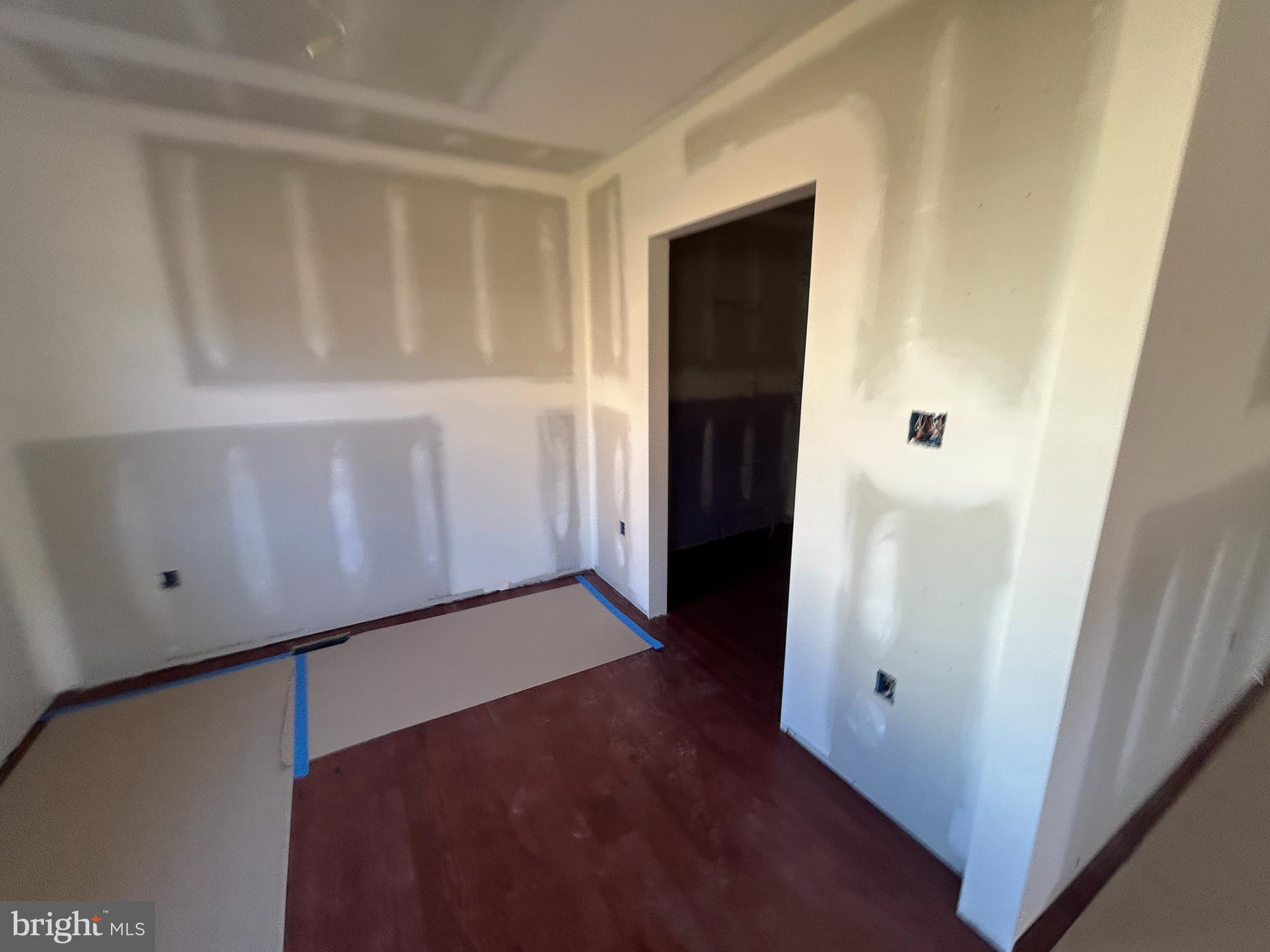 GARDEN CITY - Residential