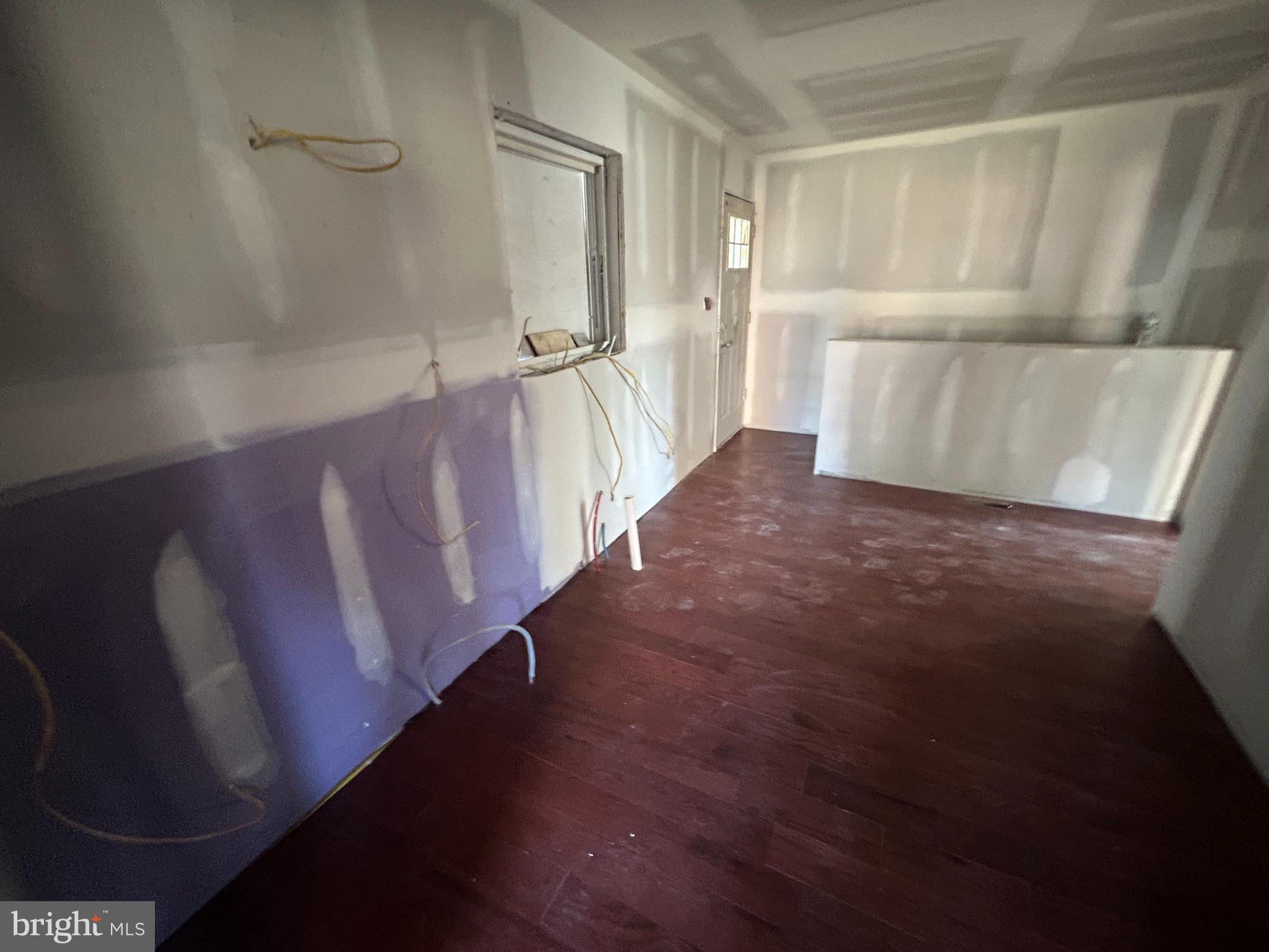 GARDEN CITY - Residential