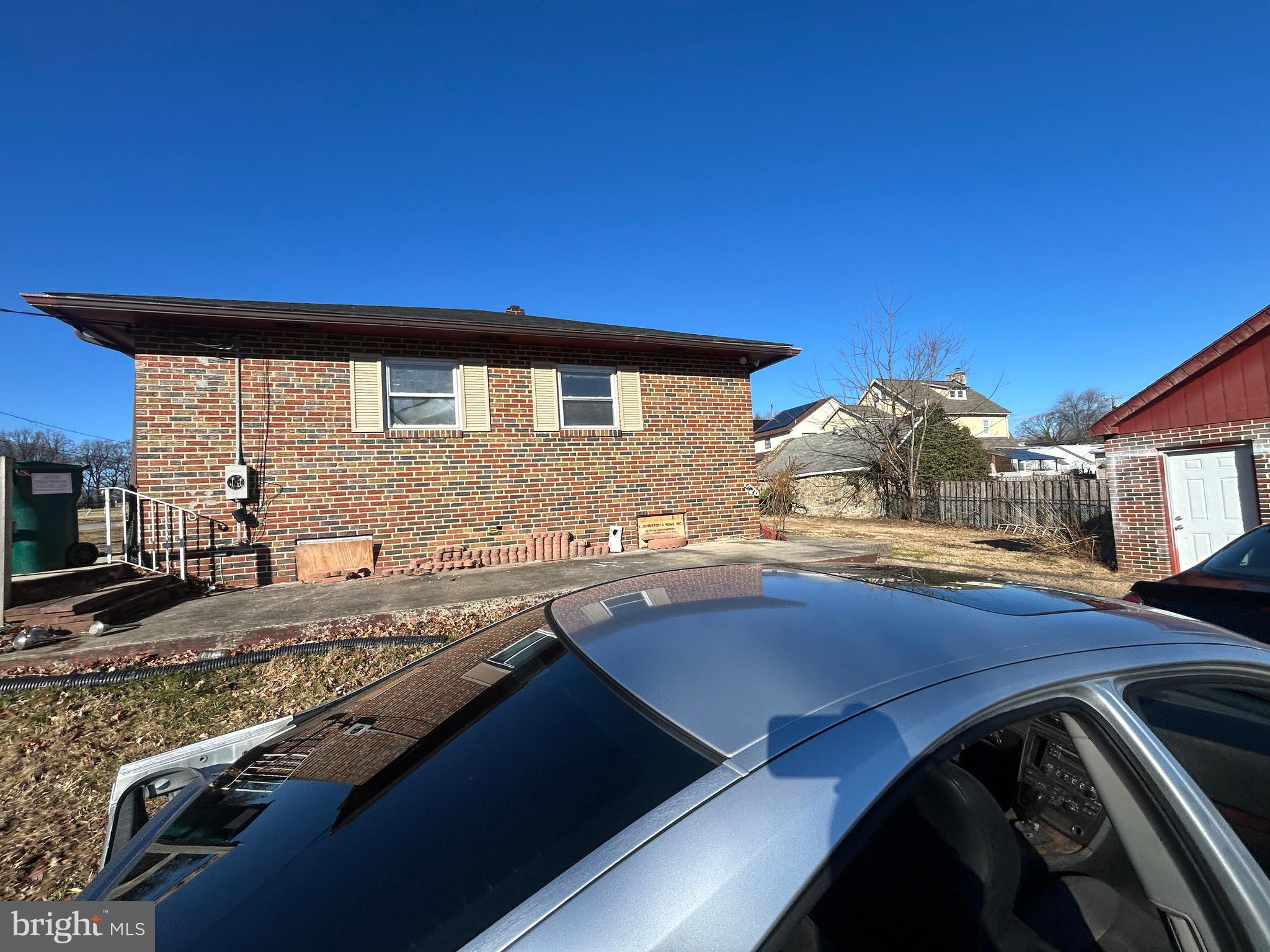 GARDEN CITY - Residential