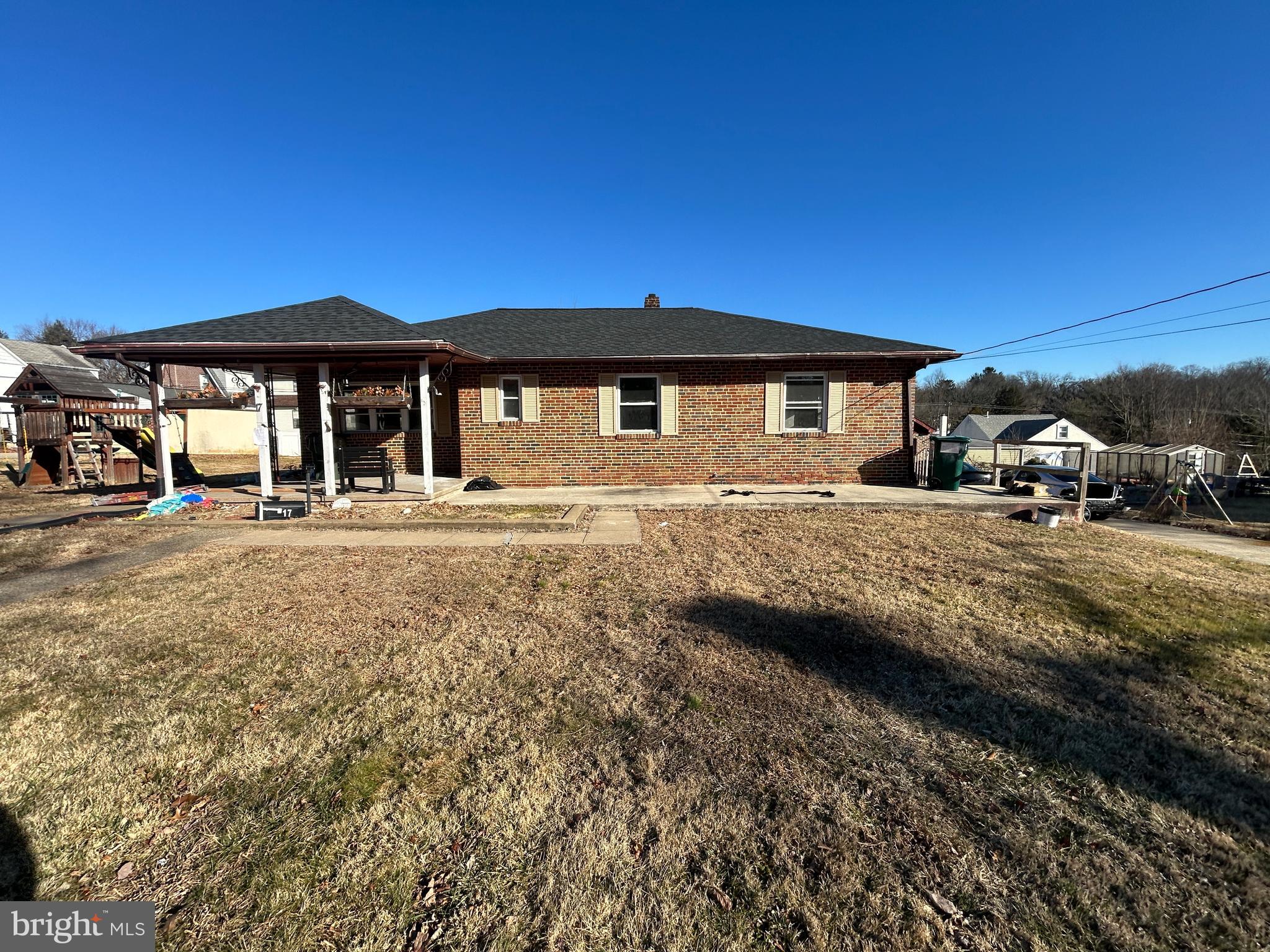 GARDEN CITY - Residential