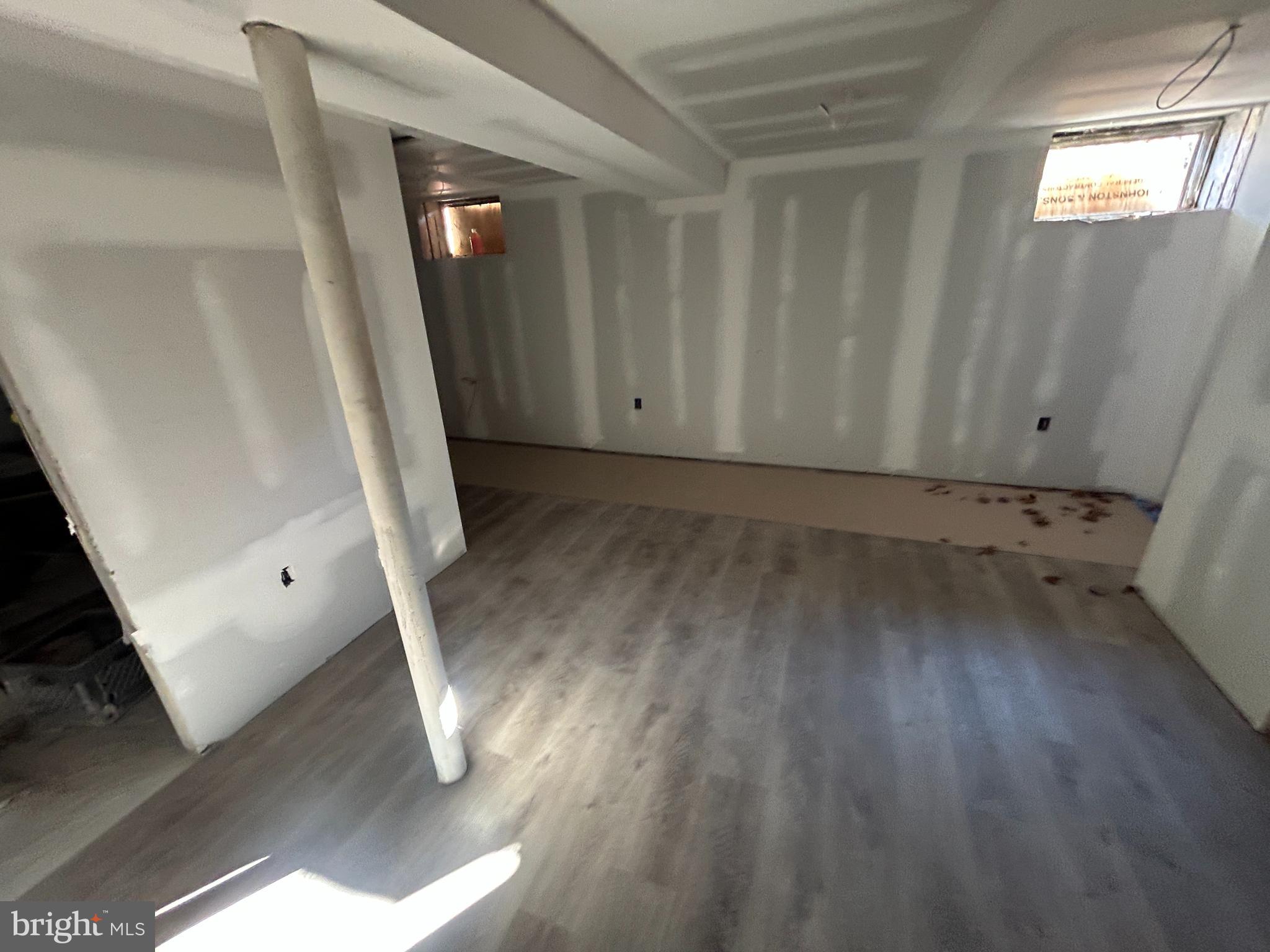 GARDEN CITY - Residential