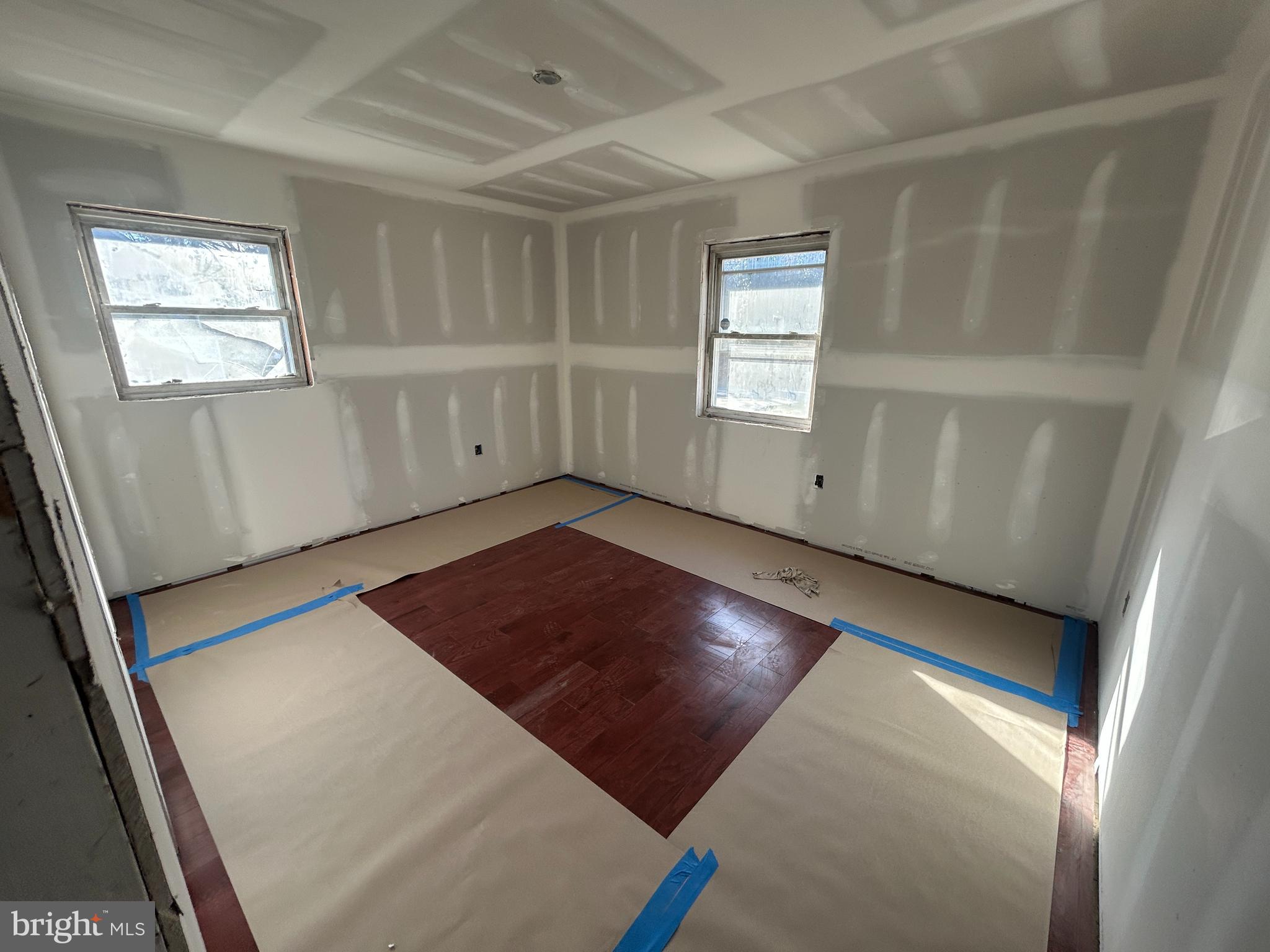 GARDEN CITY - Residential