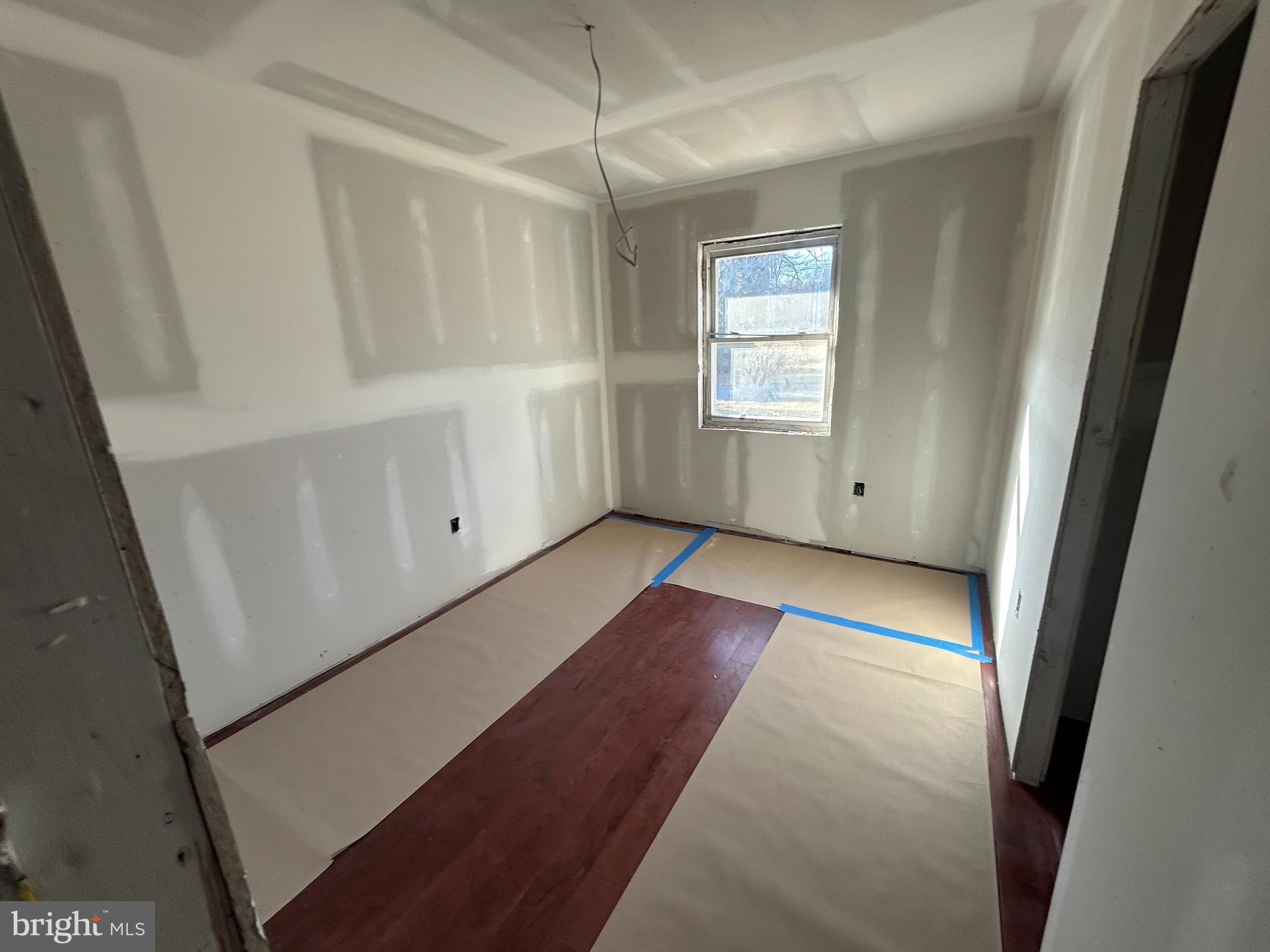 GARDEN CITY - Residential