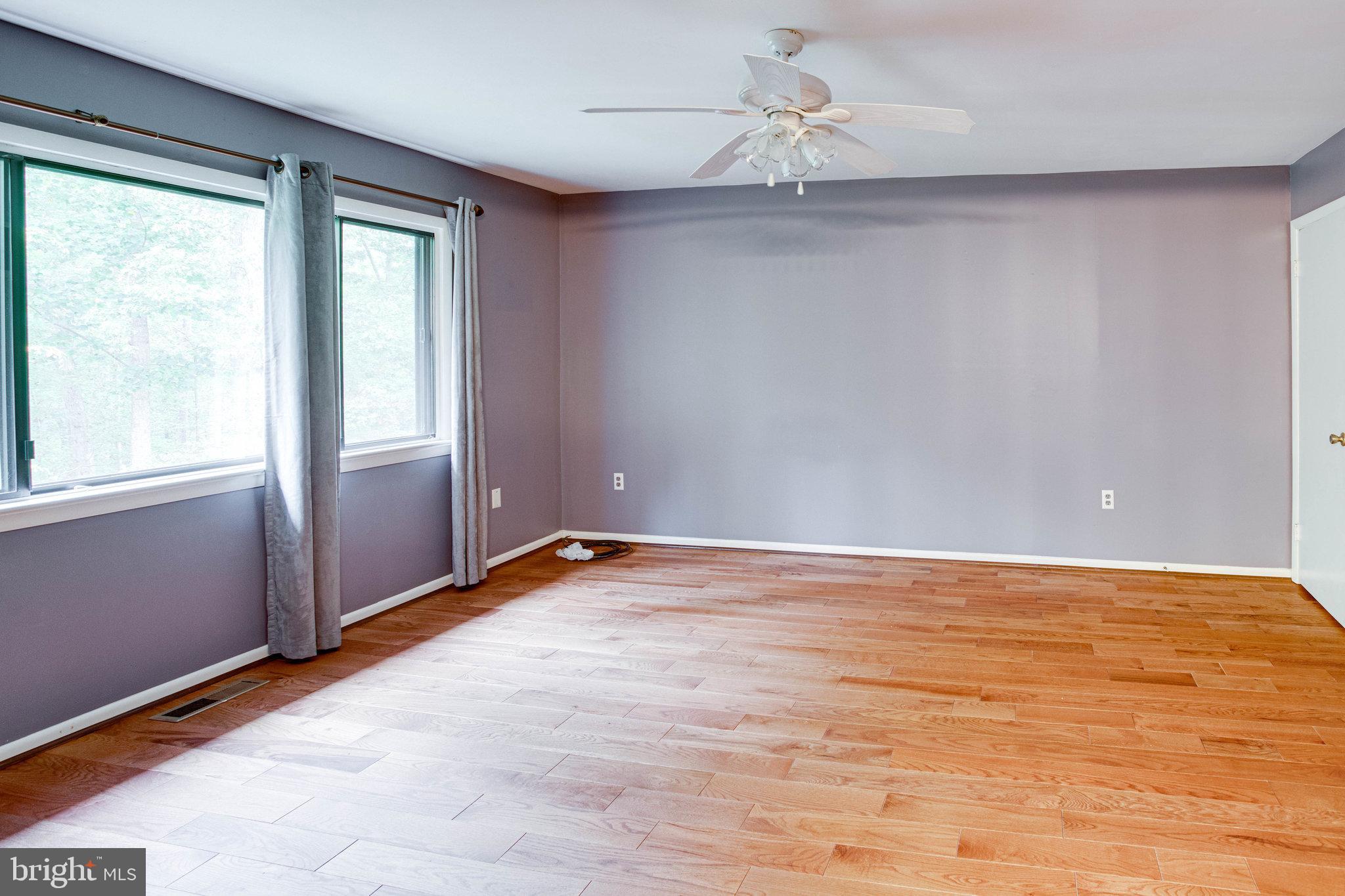 LAKE RIDGE - Residential