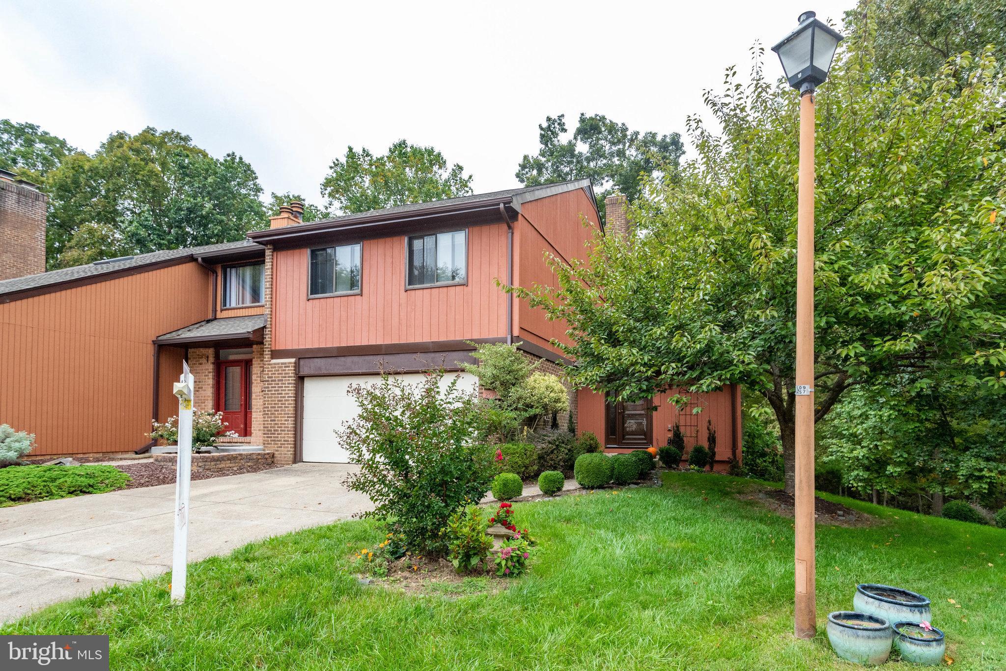 LAKE RIDGE - Residential