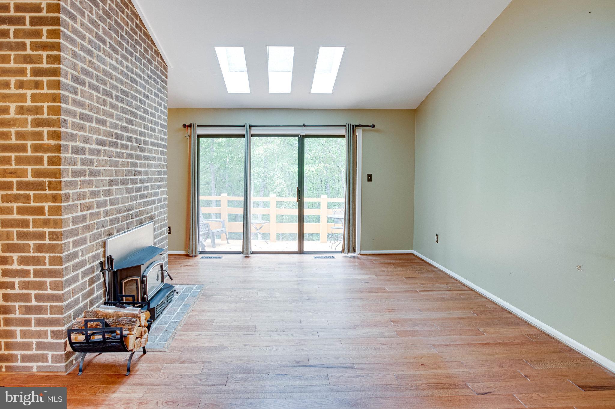 LAKE RIDGE - Residential