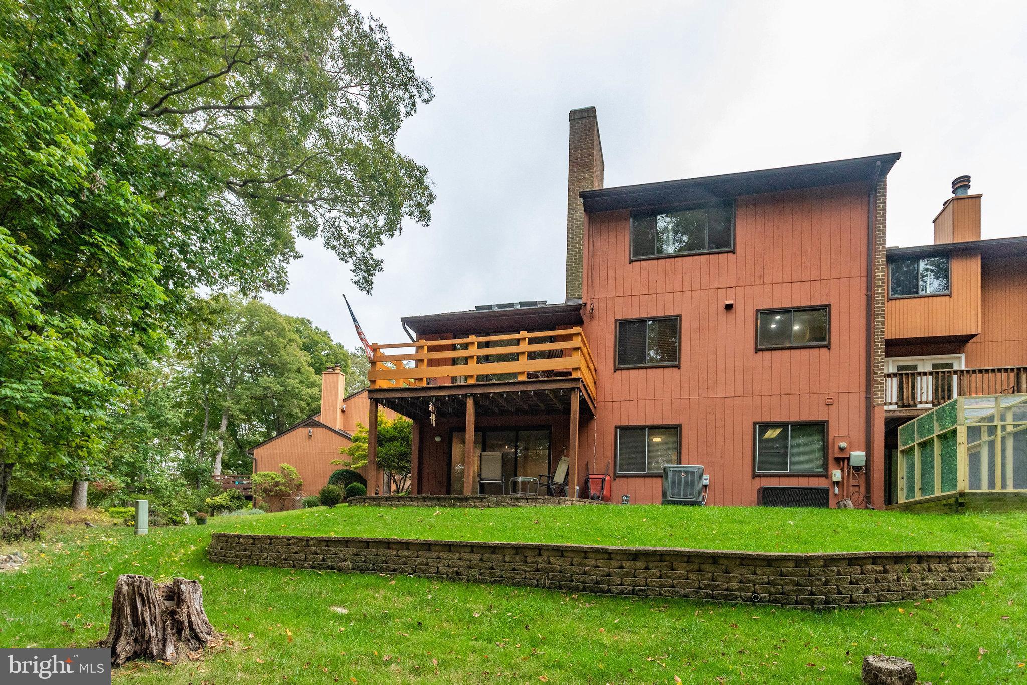 LAKE RIDGE - Residential