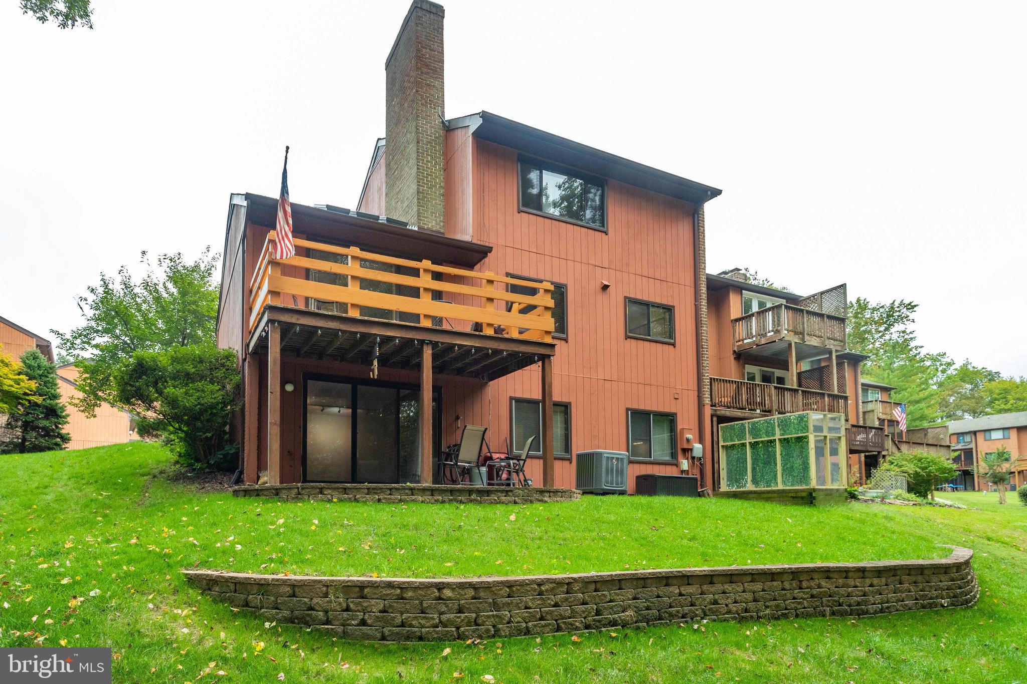 LAKE RIDGE - Residential