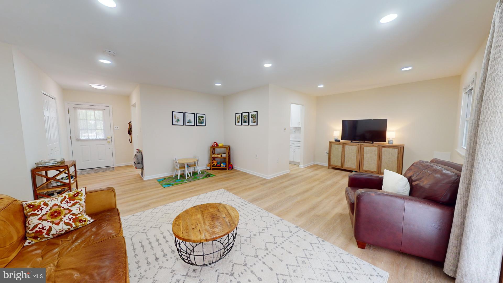 HAYFIELD FARM - Residential Lease