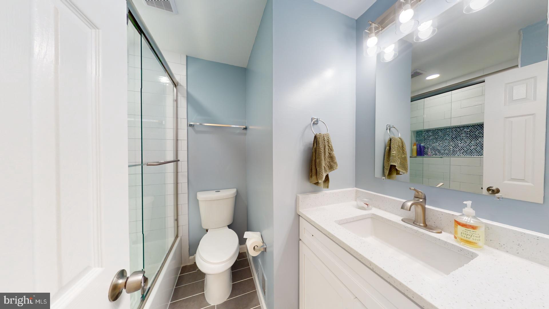 HAYFIELD FARM - Residential Lease