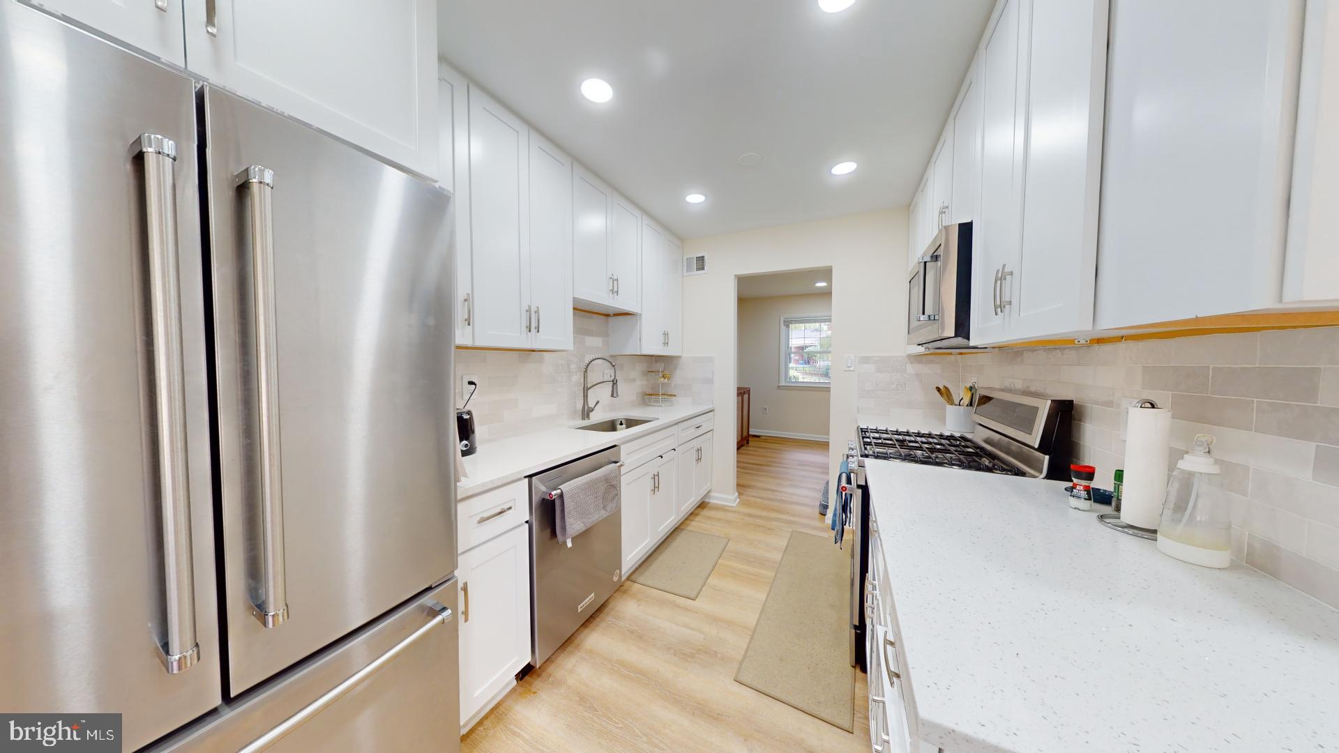 HAYFIELD FARM - Residential Lease