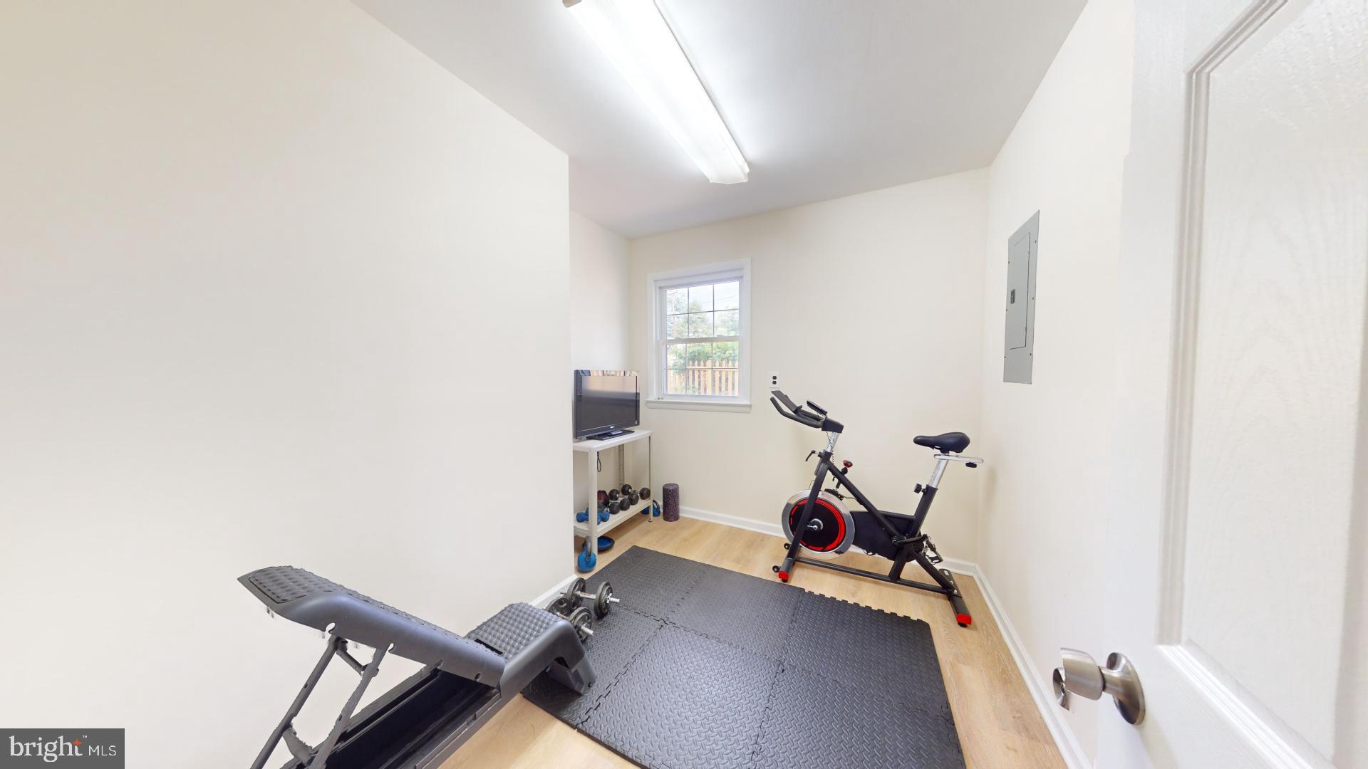 HAYFIELD FARM - Residential Lease