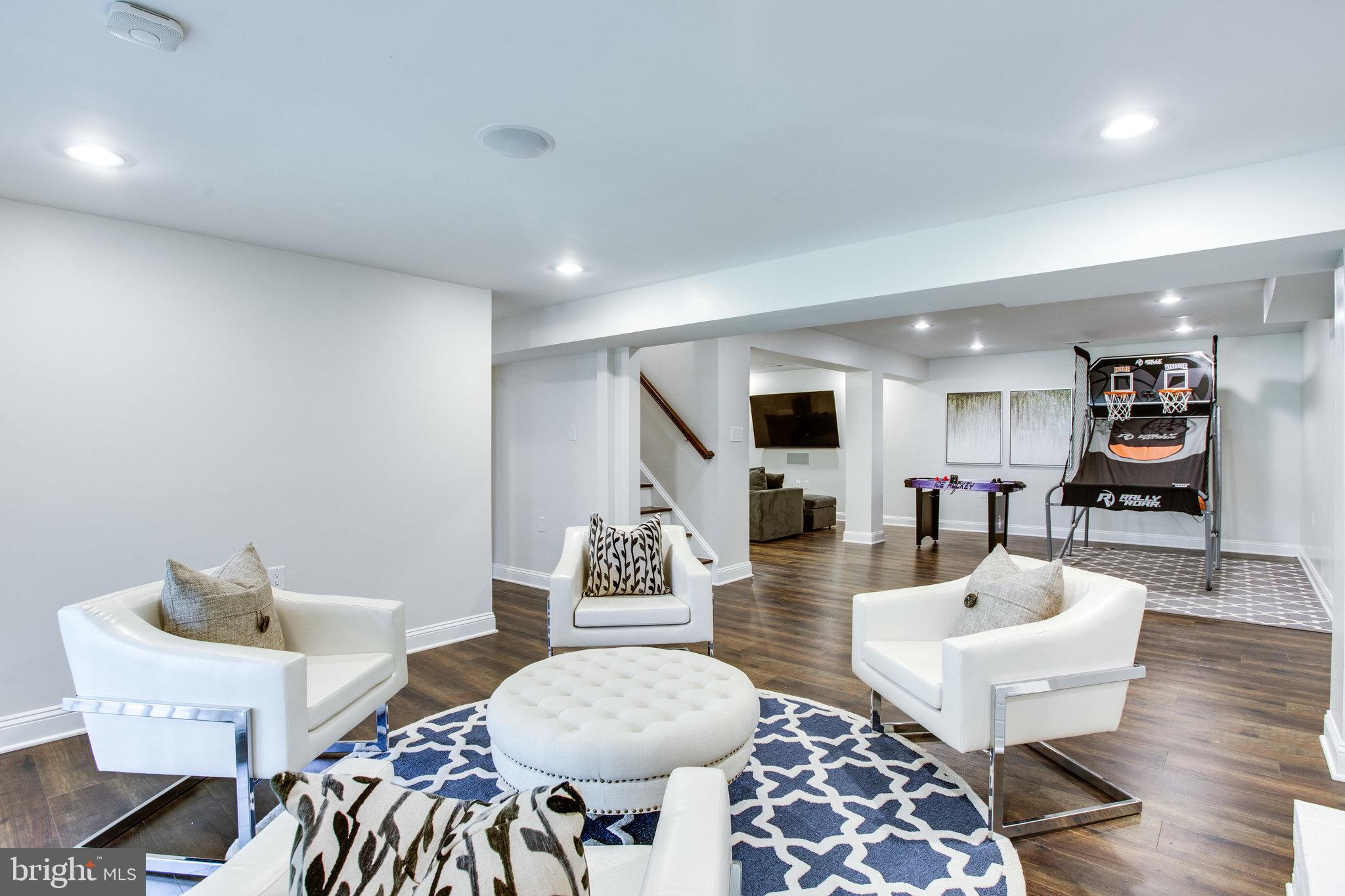 HAMLET - Residential