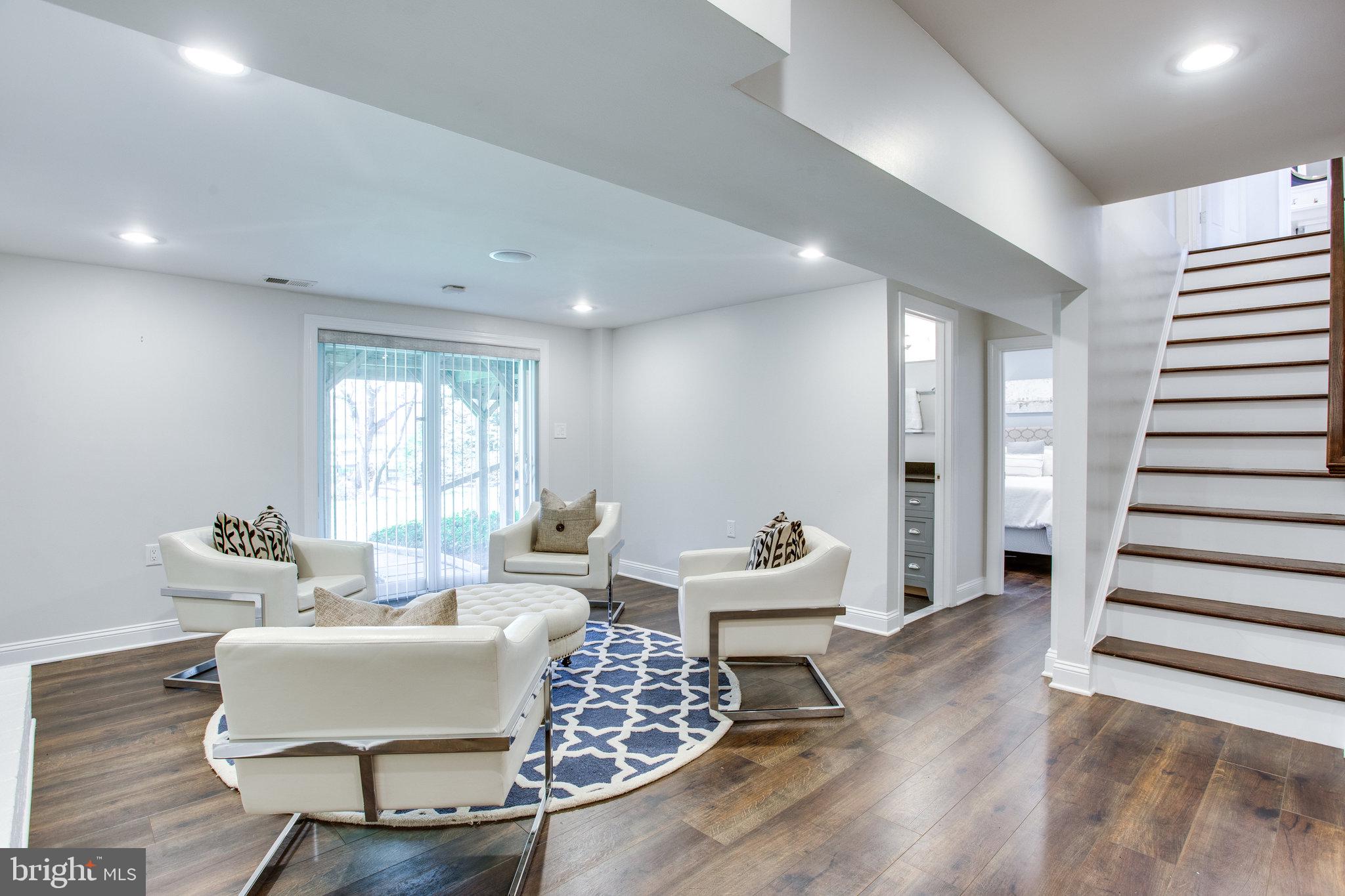 HAMLET - Residential