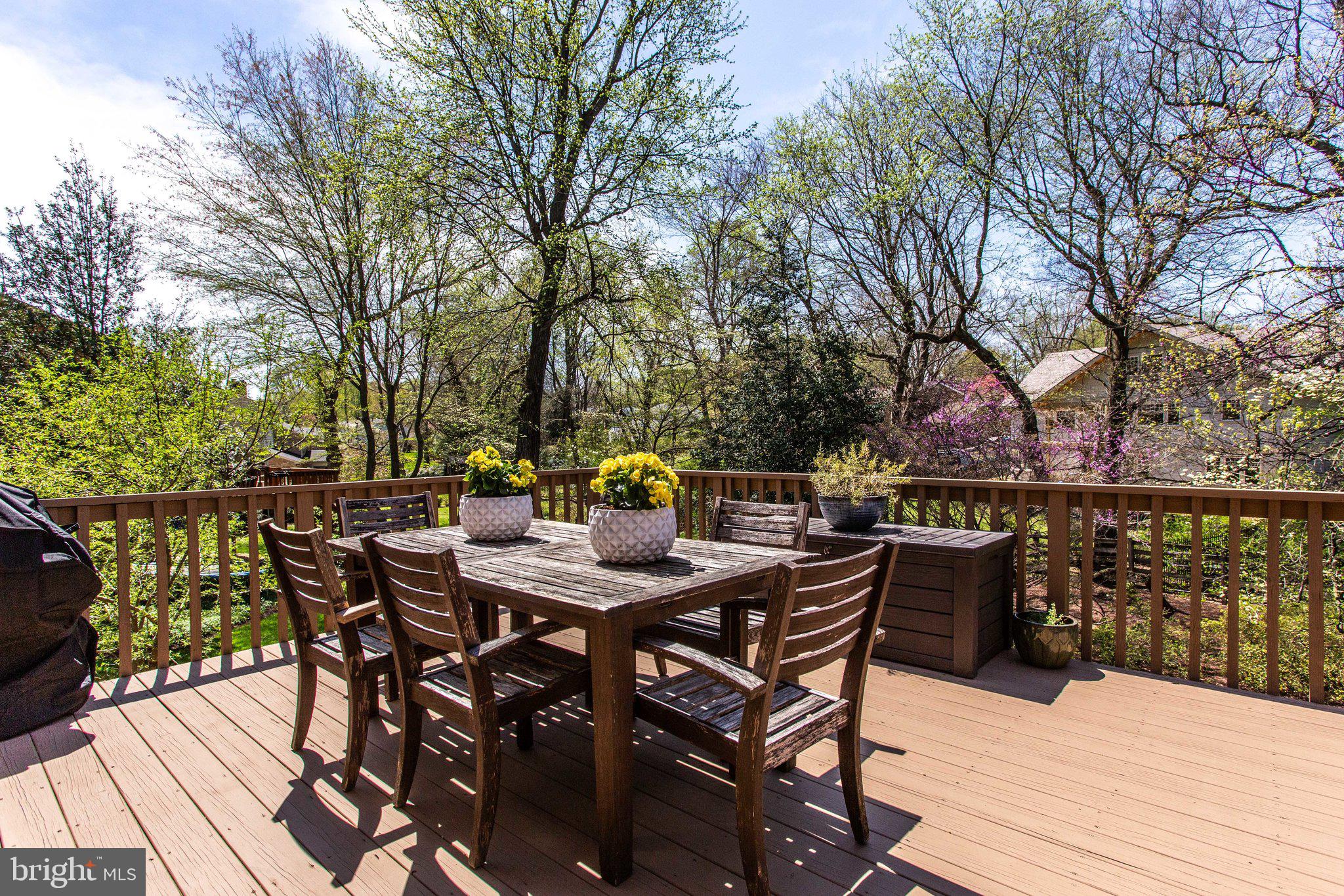 HAMLET - Residential