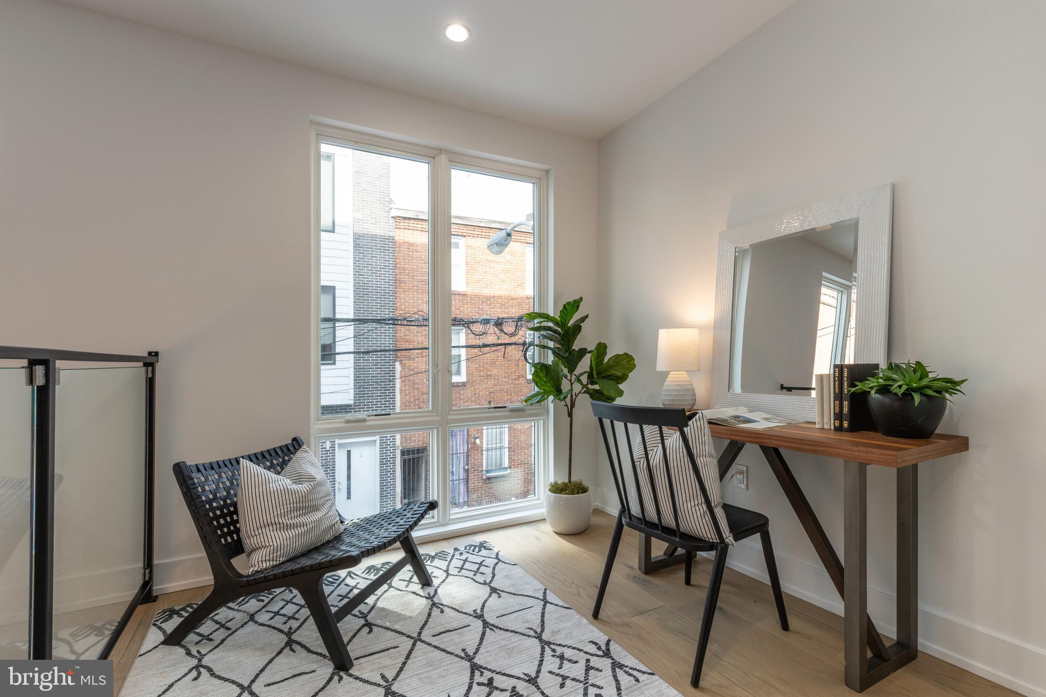 GRADUATE HOSPITAL - Residential