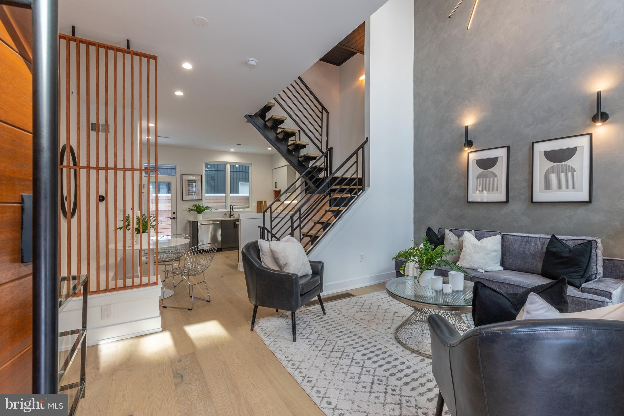 GRADUATE HOSPITAL - Residential